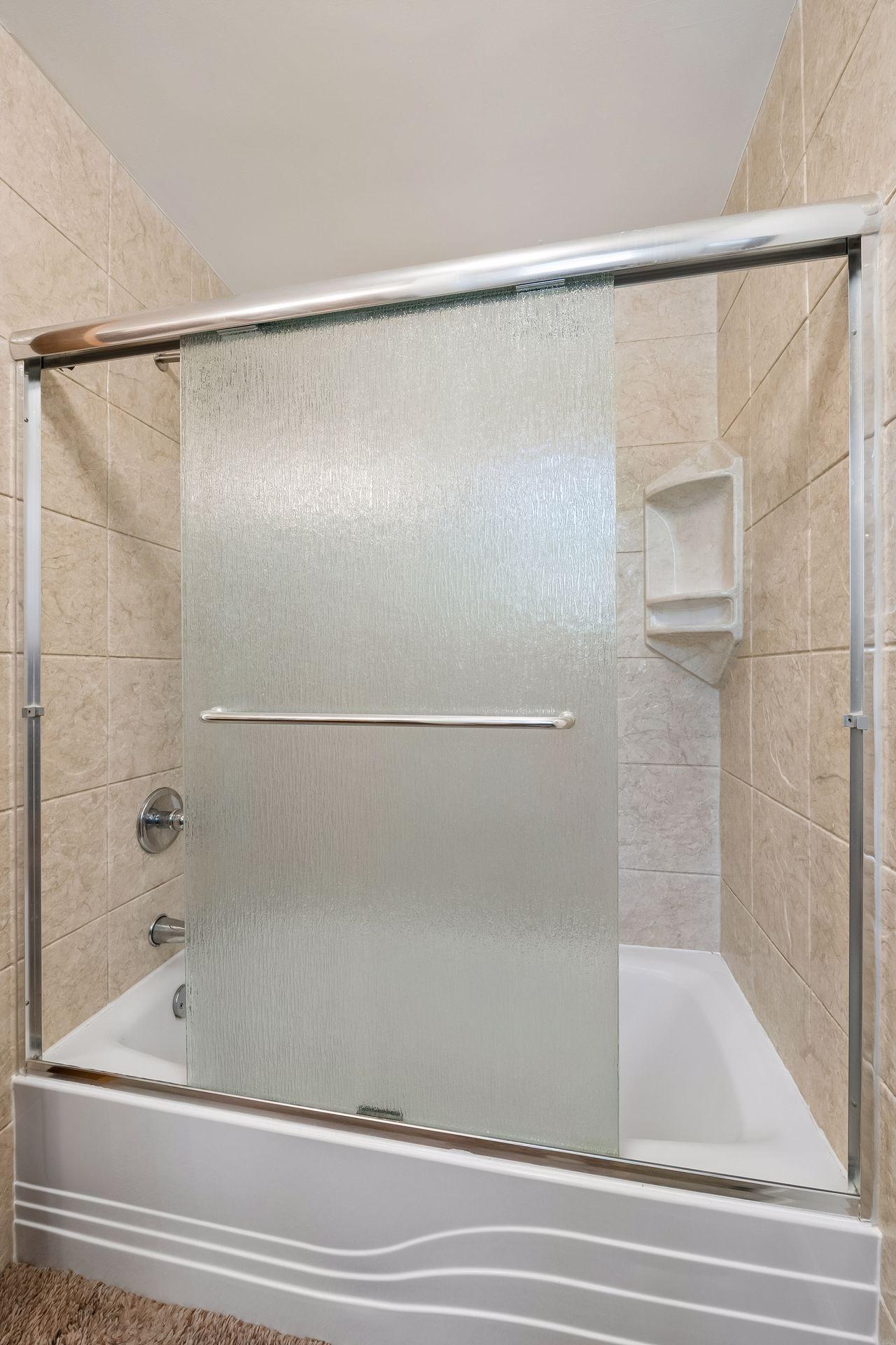 318 E 44th Street Property Photo 23