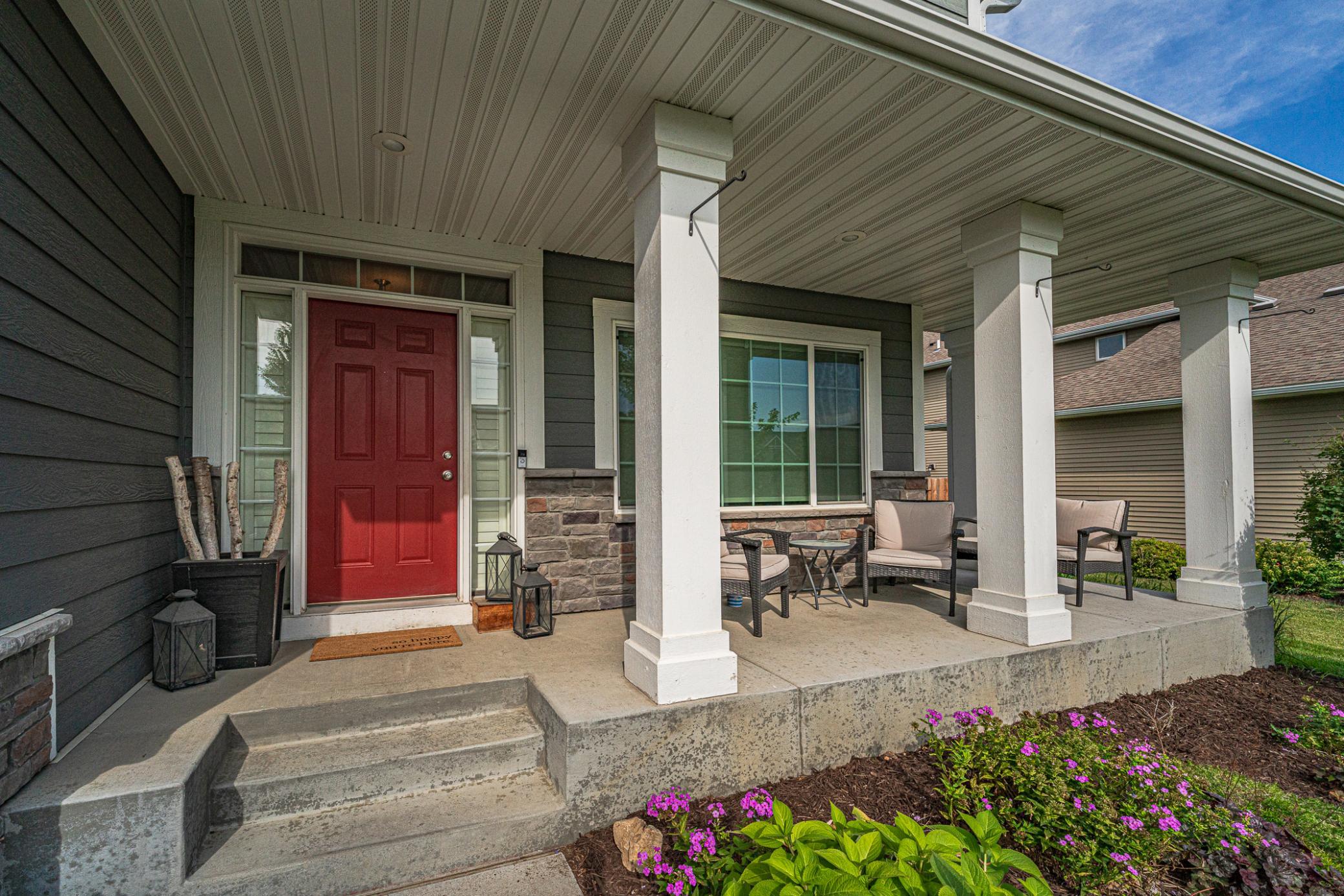 15224 Valley View Drive Property Photo 2