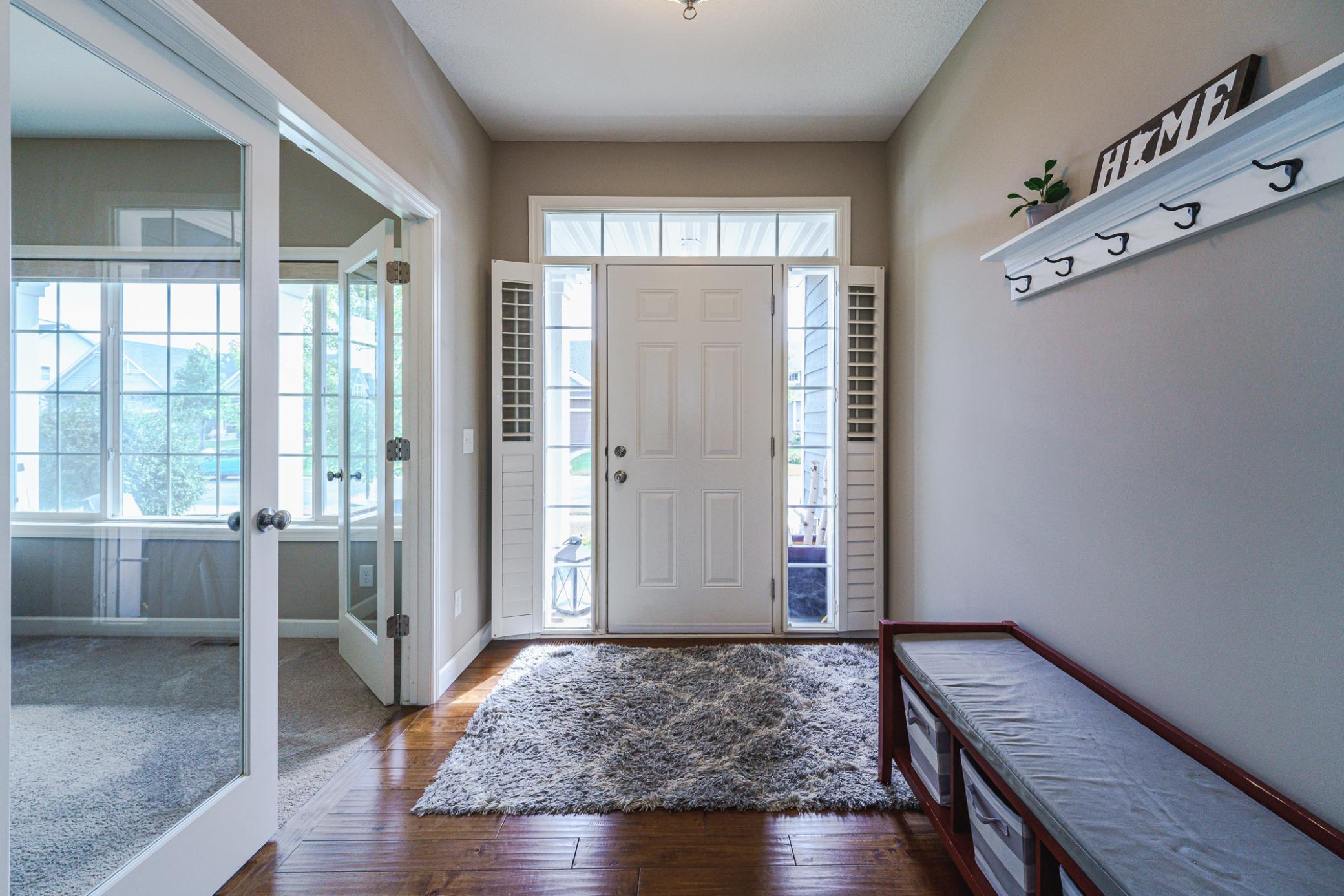 15224 Valley View Drive Property Photo 3