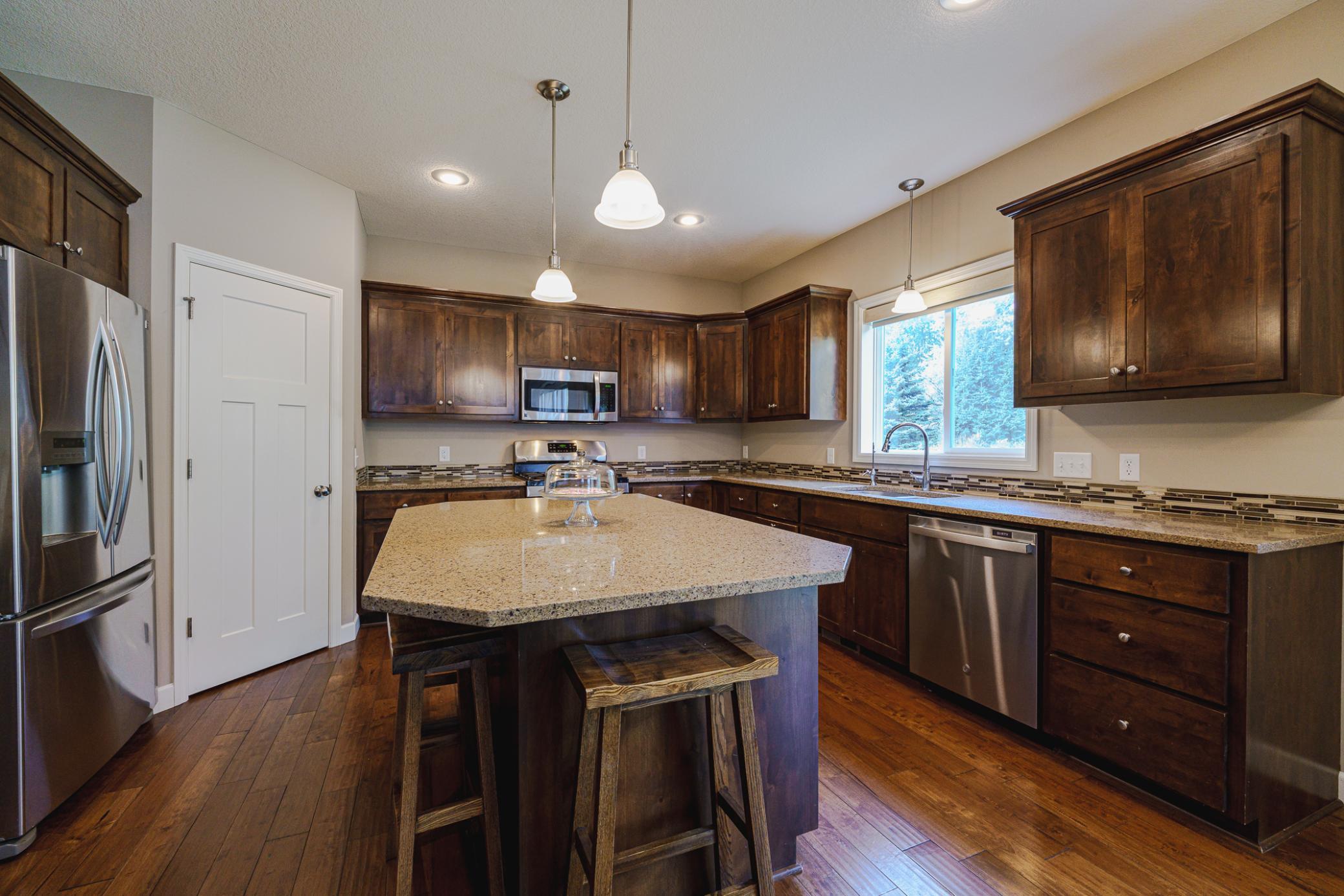 15224 Valley View Drive Property Photo 14