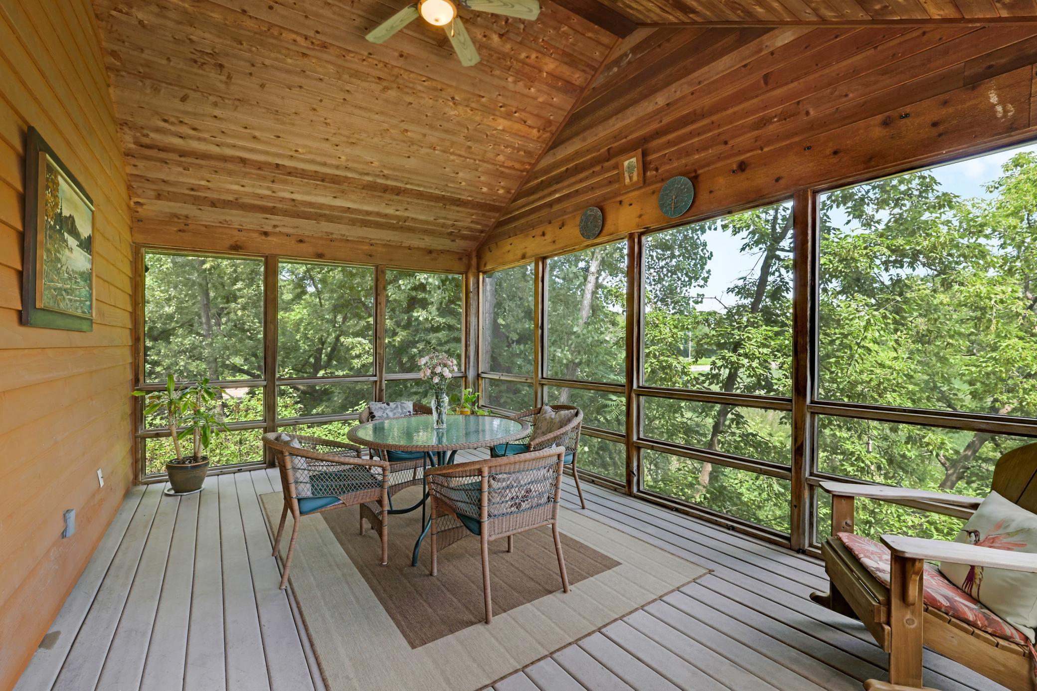502 Shoreline Drive Property Photo 17