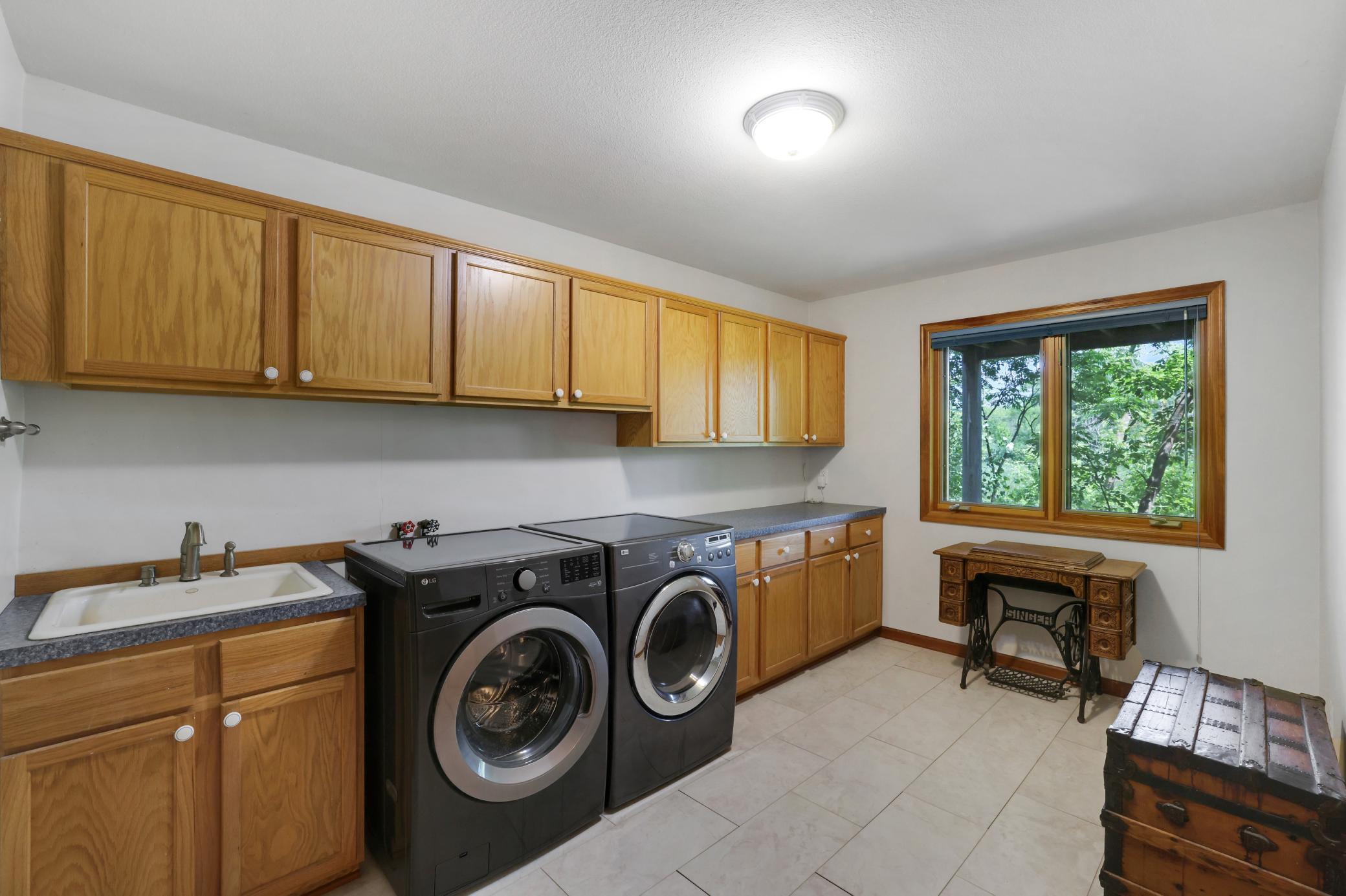 502 Shoreline Drive Property Photo 23