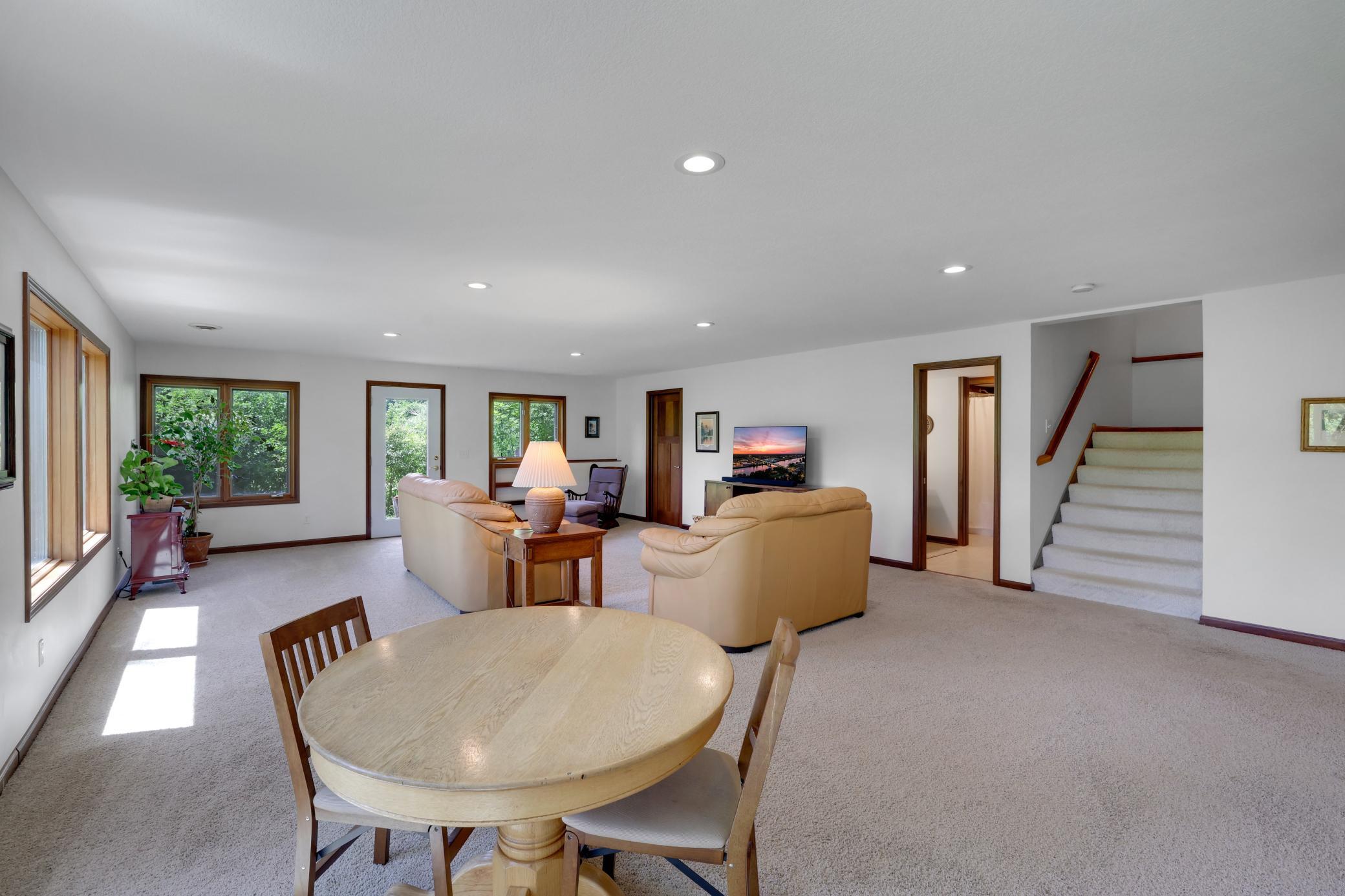 502 Shoreline Drive Property Photo 25
