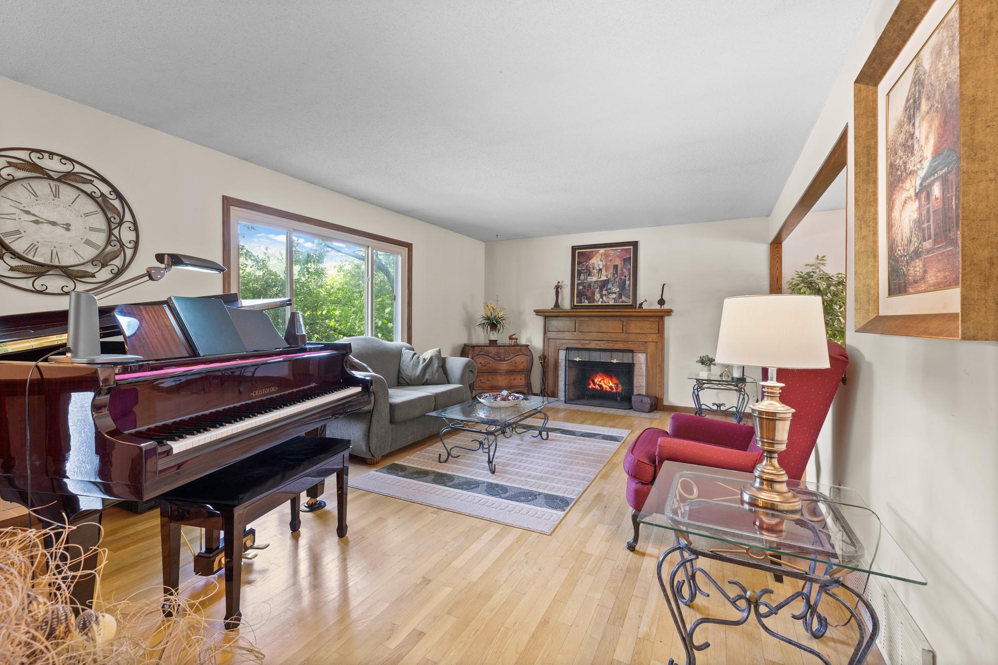 4115 Williston Road Property Photo 6