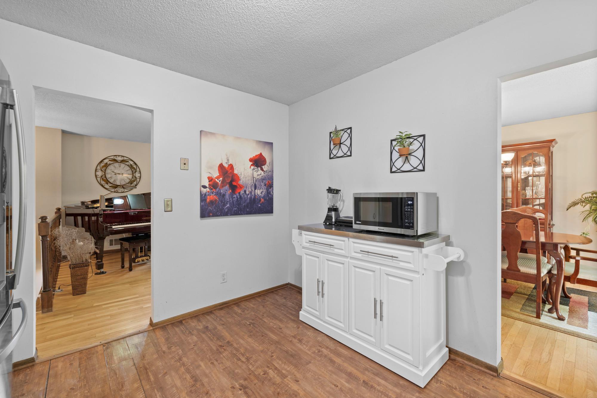 4115 Williston Road Property Photo 13