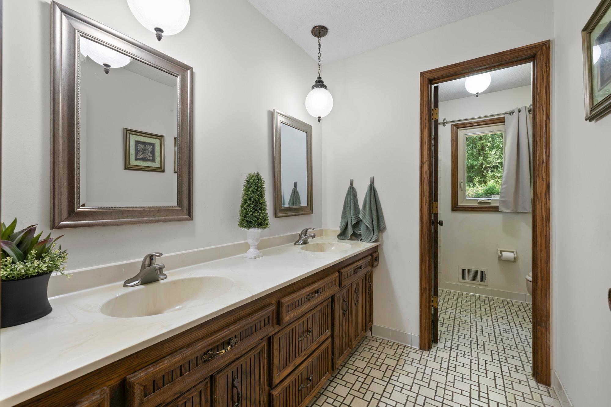 4115 Williston Road Property Photo 27