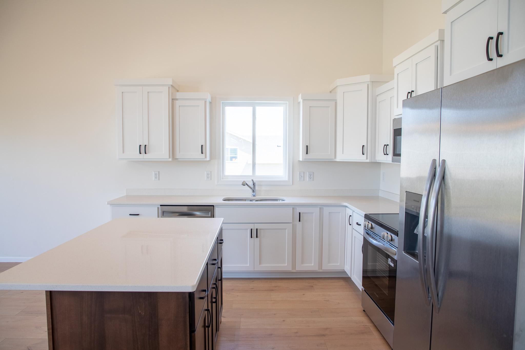 4842 Decorah Way Property Photo 4