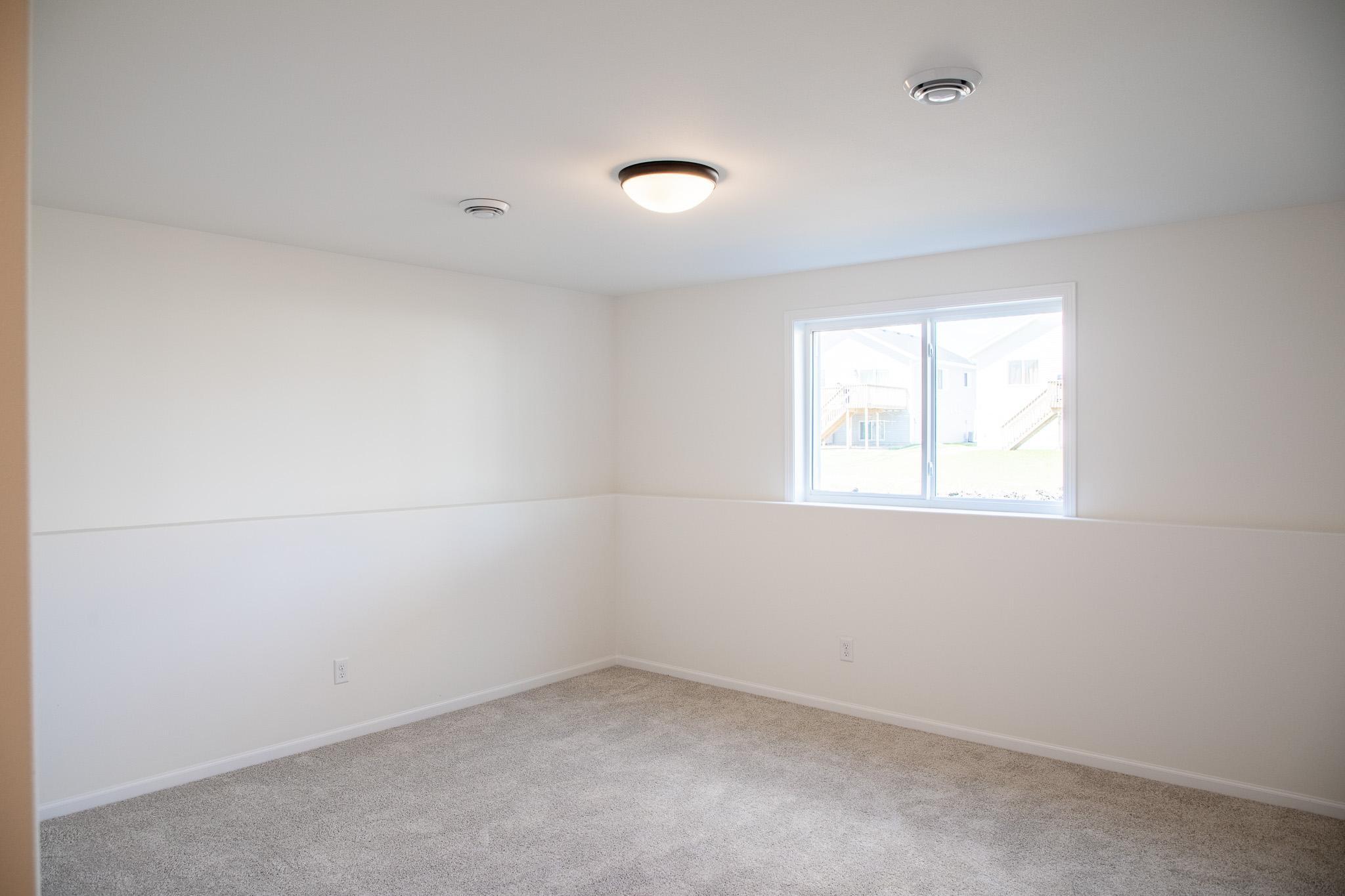 4842 Decorah Way Property Photo 20