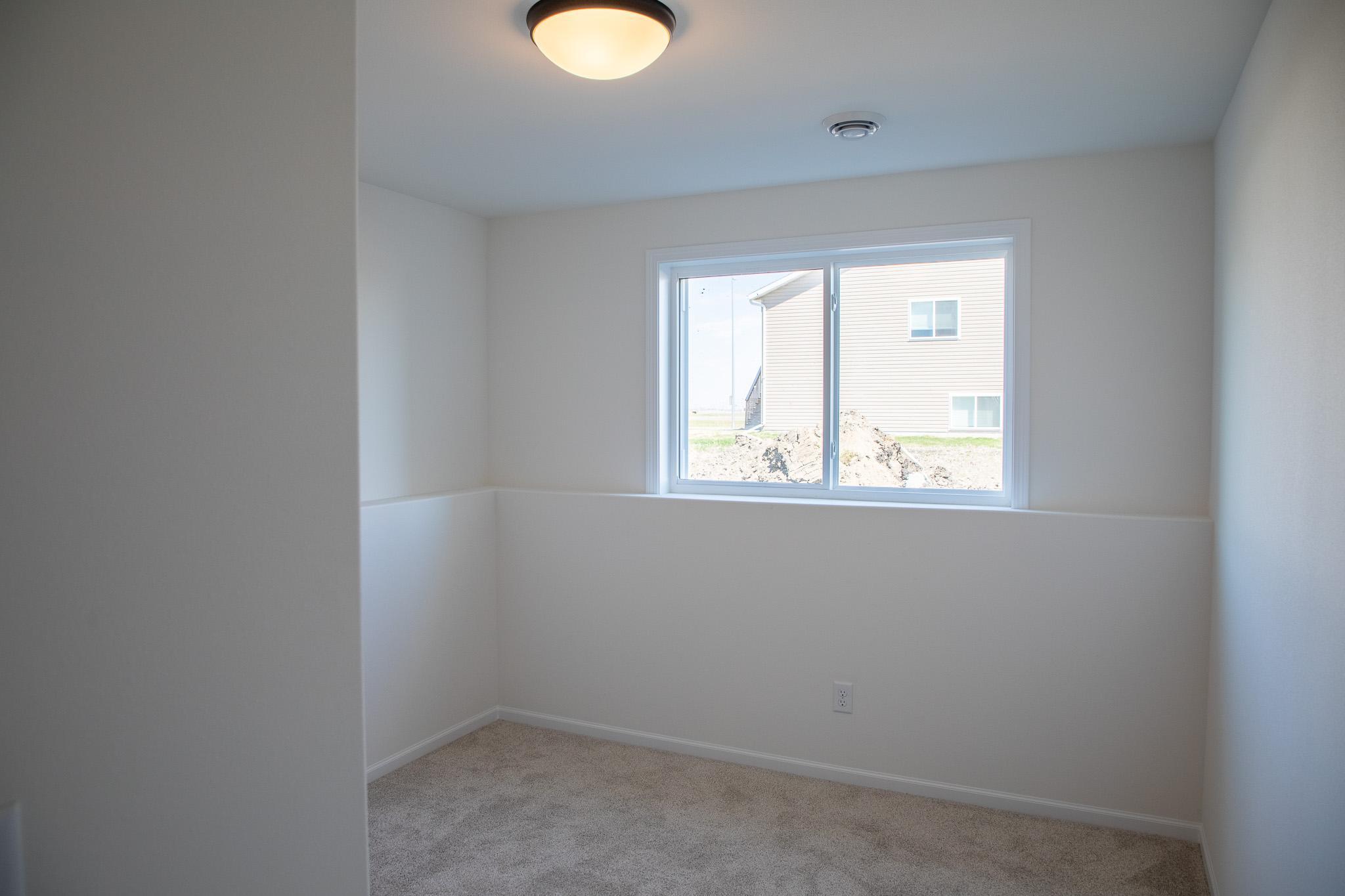 4842 Decorah Way Property Photo 22