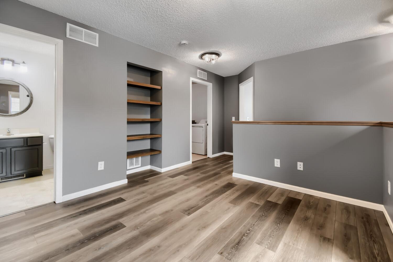 4360 Empress Drive N 1 Property Photo 11