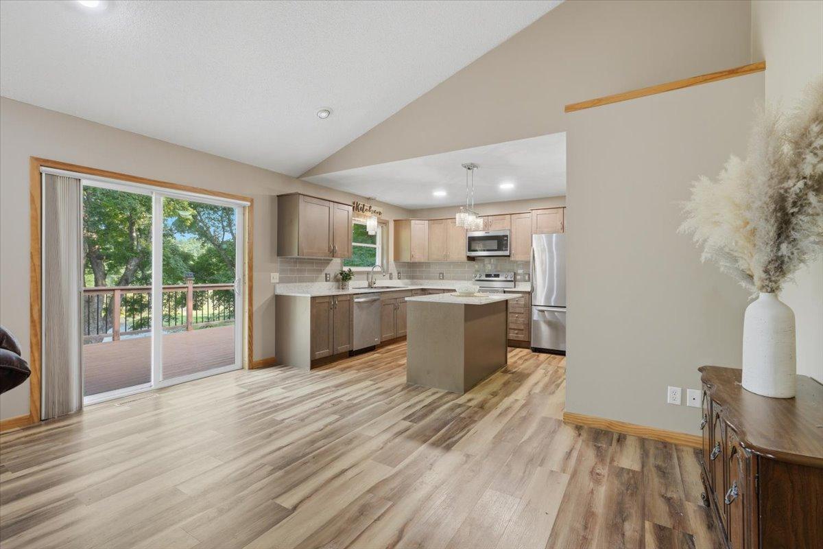 694 135th Avenue A Property Photo 8