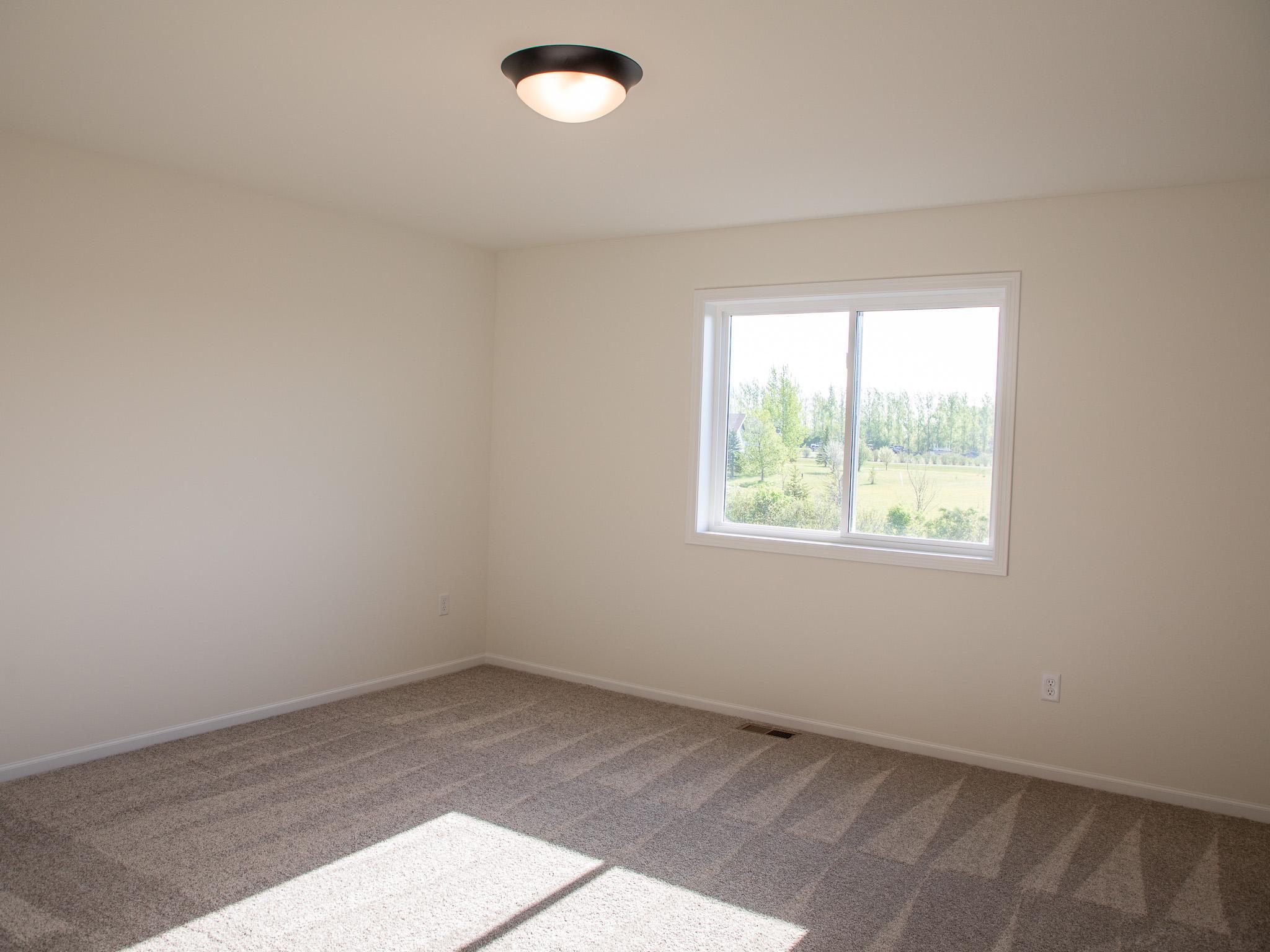 112 18 Street Se Property Photo 19