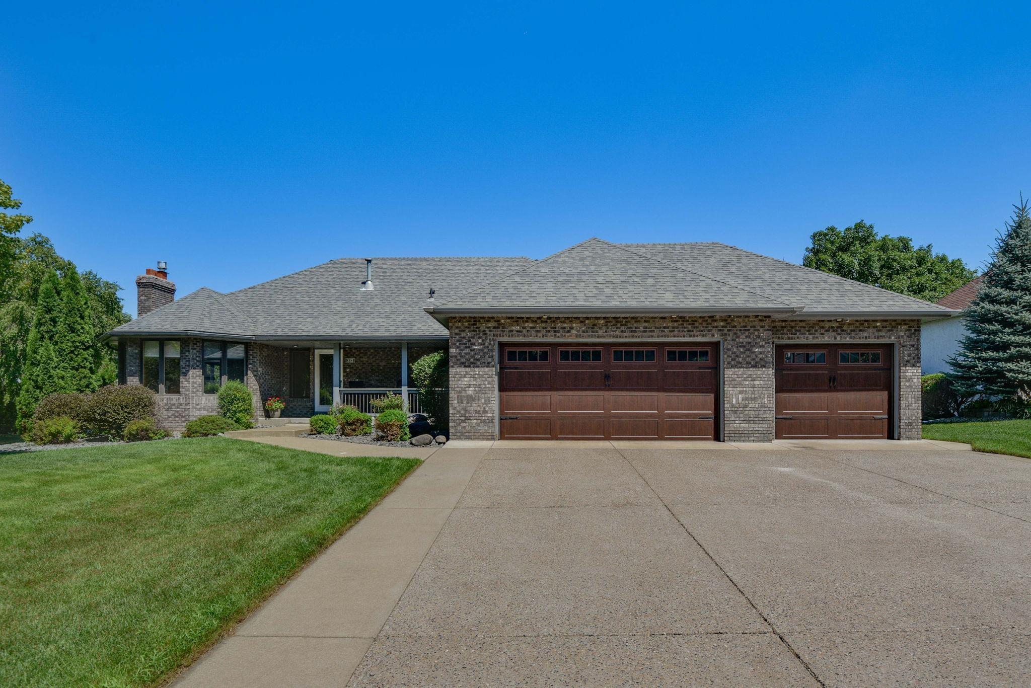 313 Wyndham Circle W Property Photo 1