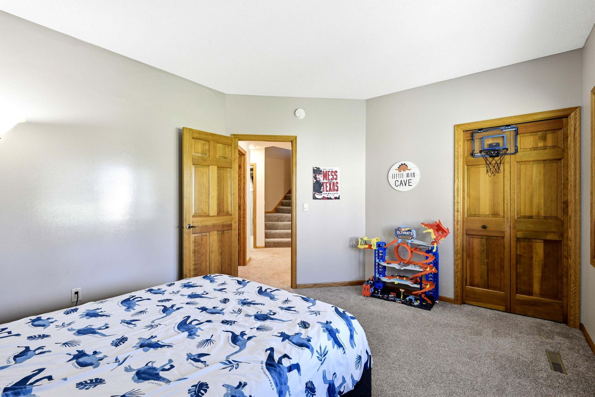 313 Wyndham Circle W Property Photo 31