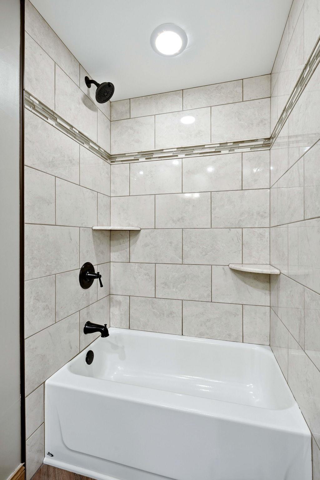 313 Wyndham Circle W Property Photo 33