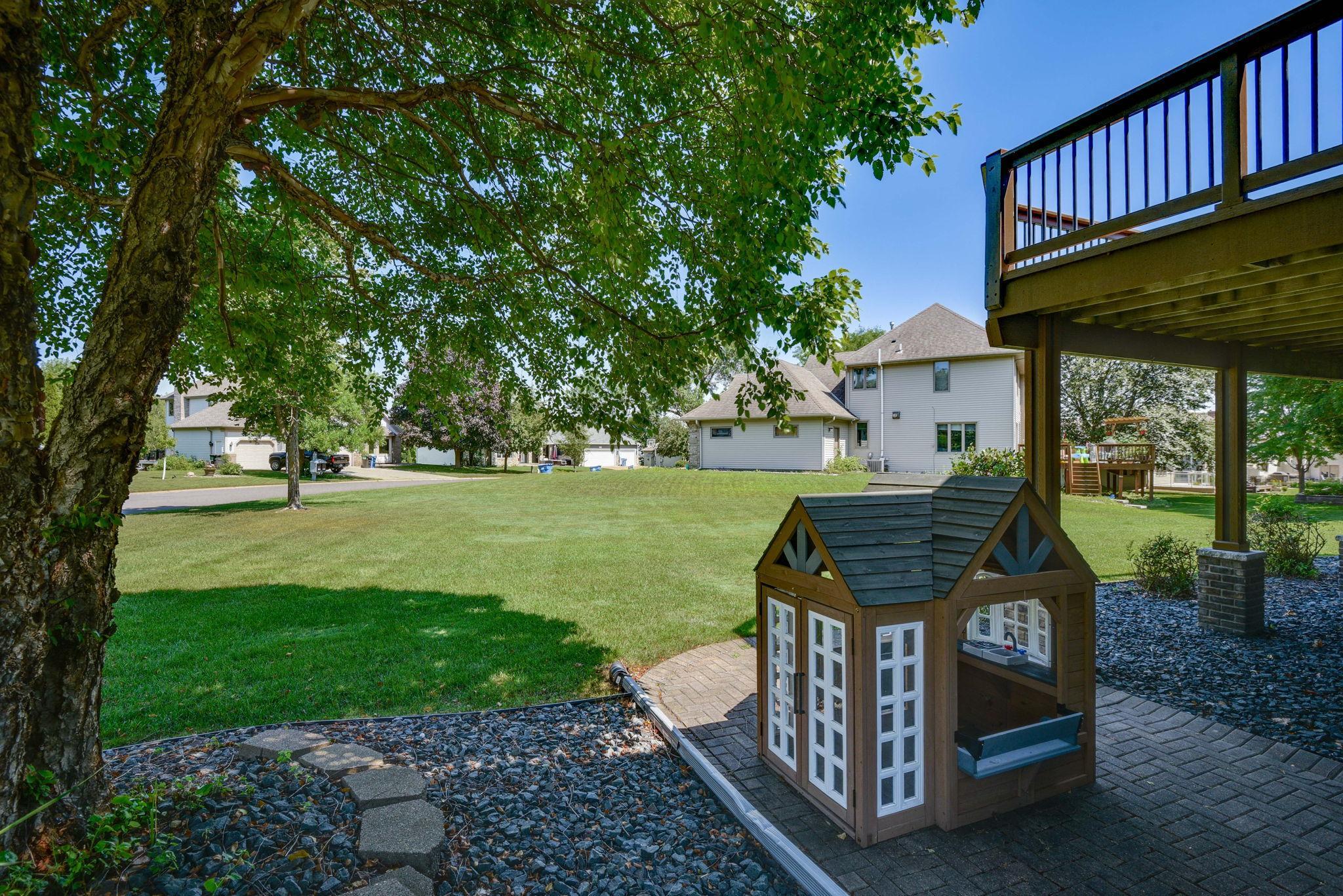 313 Wyndham Circle W Property Photo 40