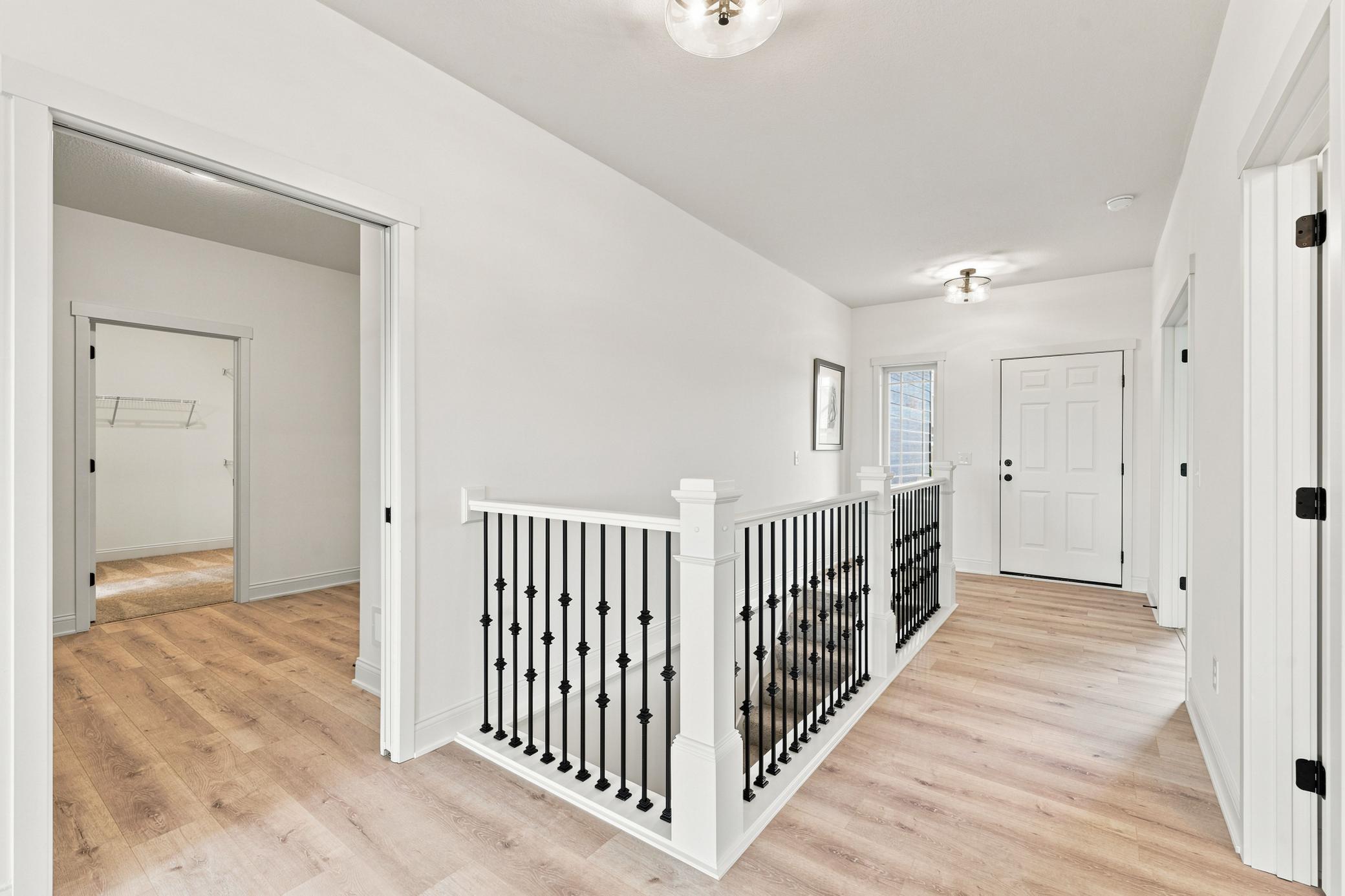 1457 Otter Way Property Photo 4