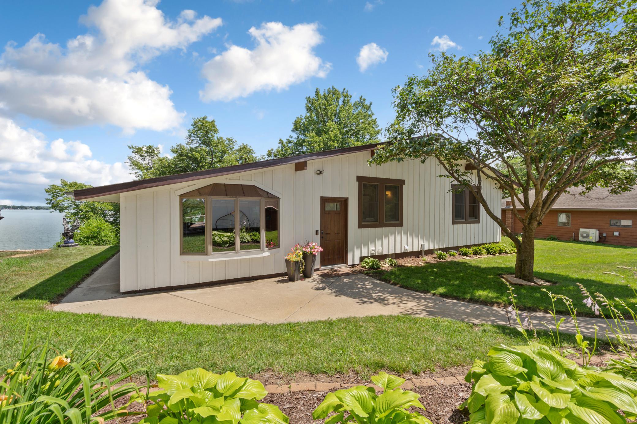 46541 Cape Horn Road Property Photo 1