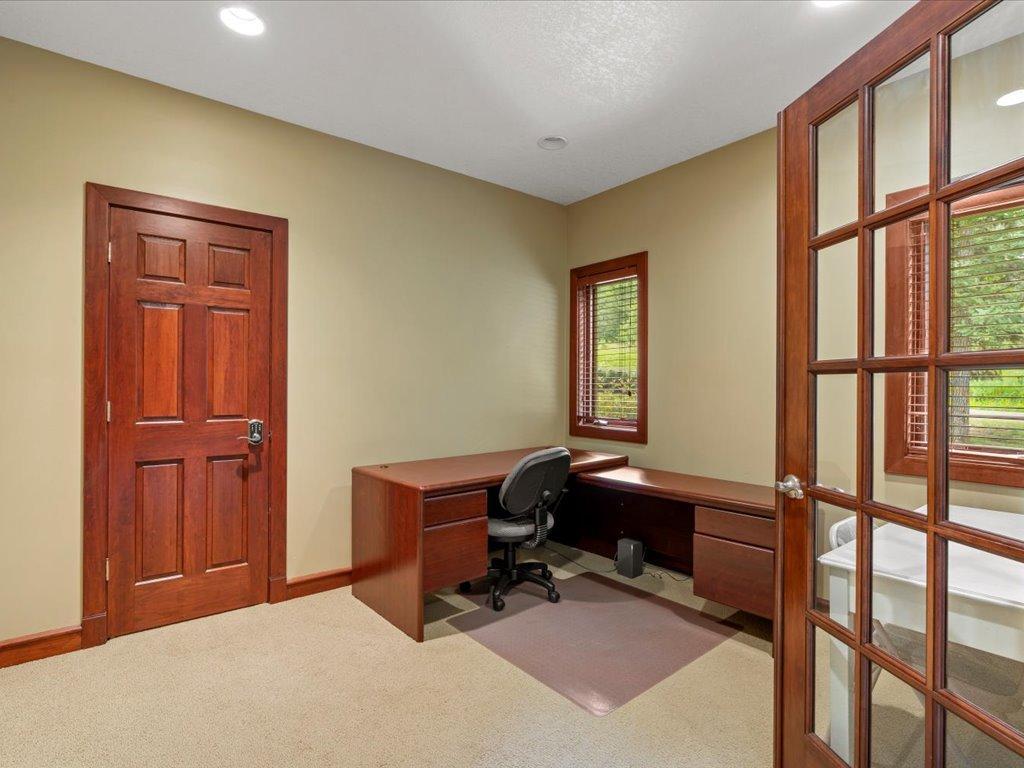 17994 Dayspring Drive Property Photo 30