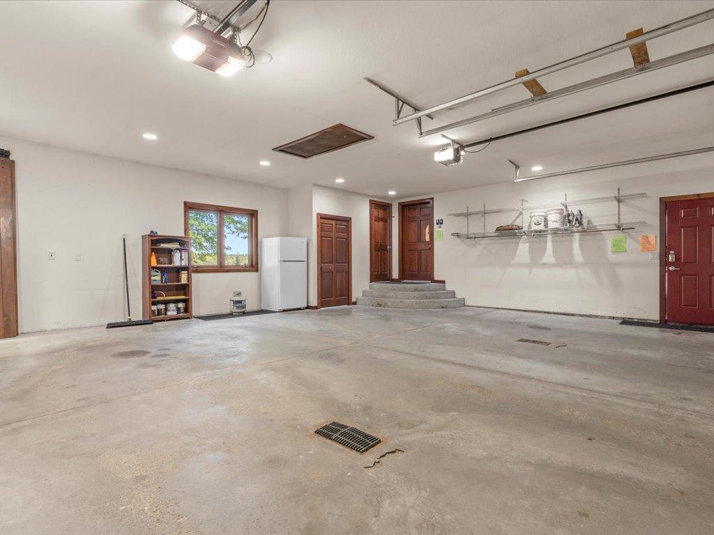 17994 Dayspring Drive Property Photo 49