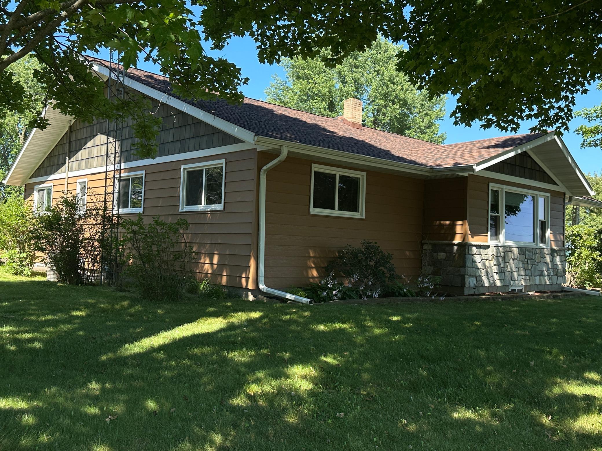 E910 Cedar Road Property Photo 4