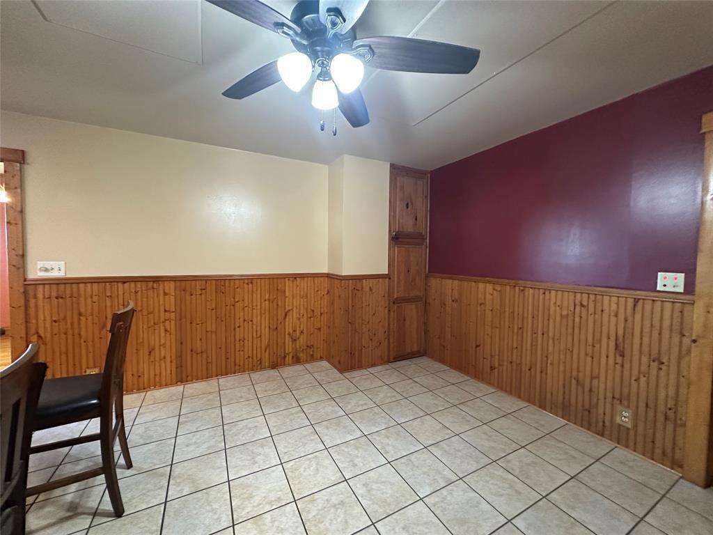 E910 Cedar Road Property Photo 23