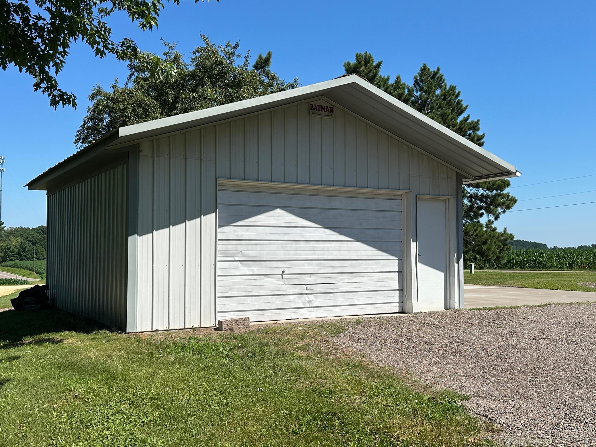 E910 Cedar Road Property Photo 41