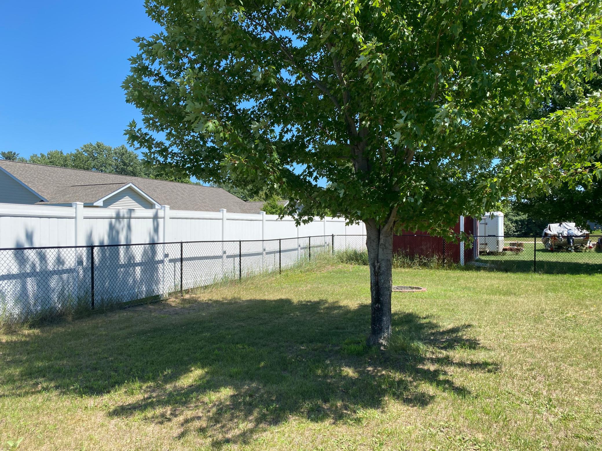 1404 Meadow View Drive Property Photo 6
