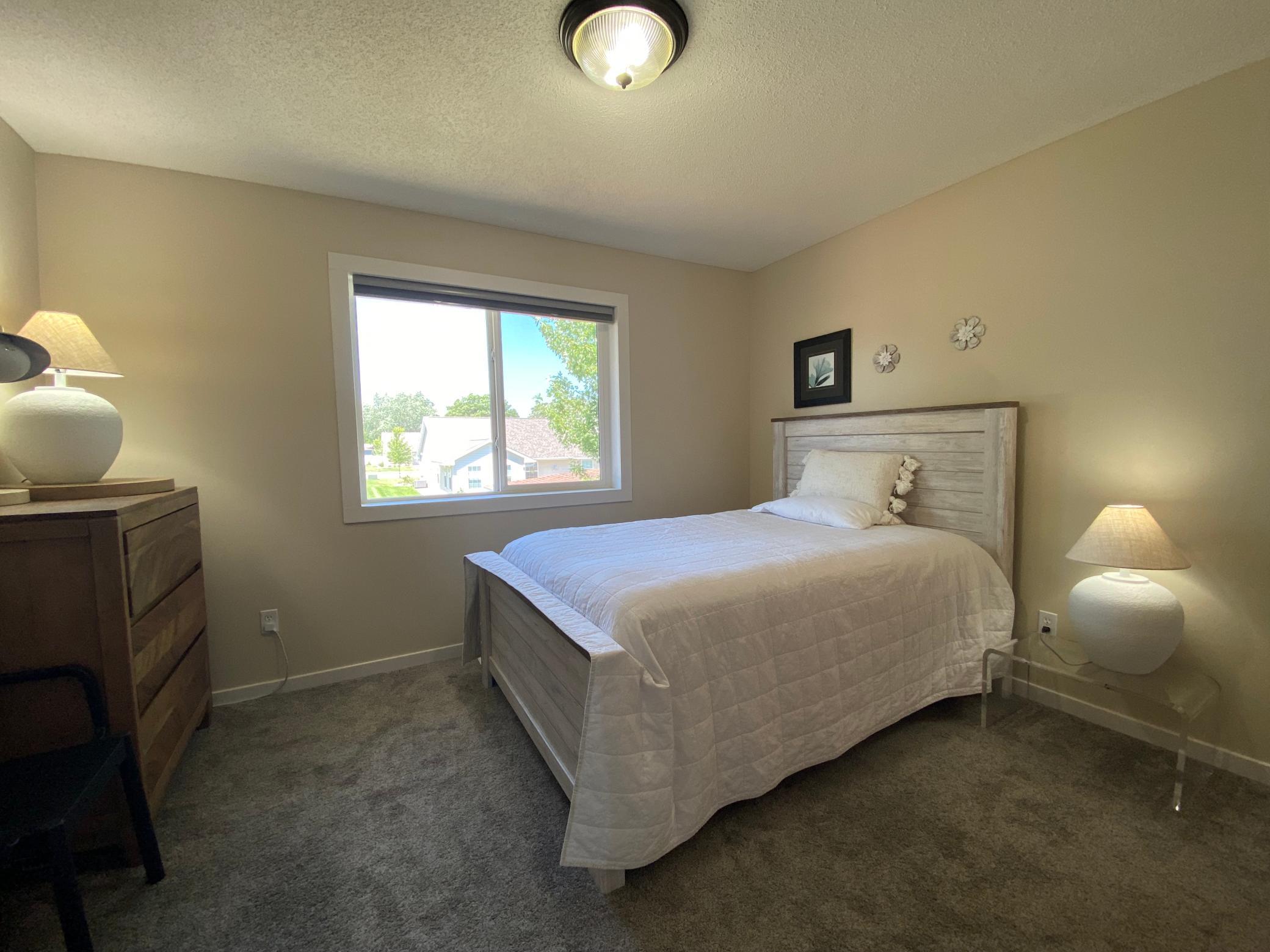 1404 Meadow View Drive Property Photo 16