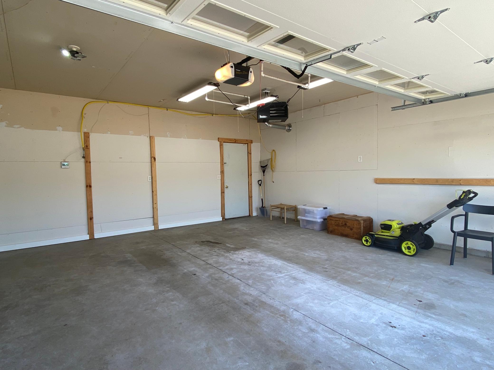 1404 Meadow View Drive Property Photo 28