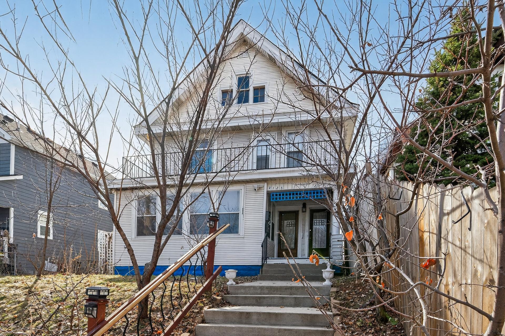 2125 N 6th Street Property Photo 4
