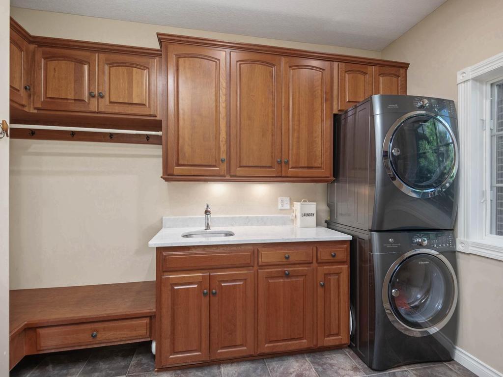 10820 Windmill Drive Property Photo 28