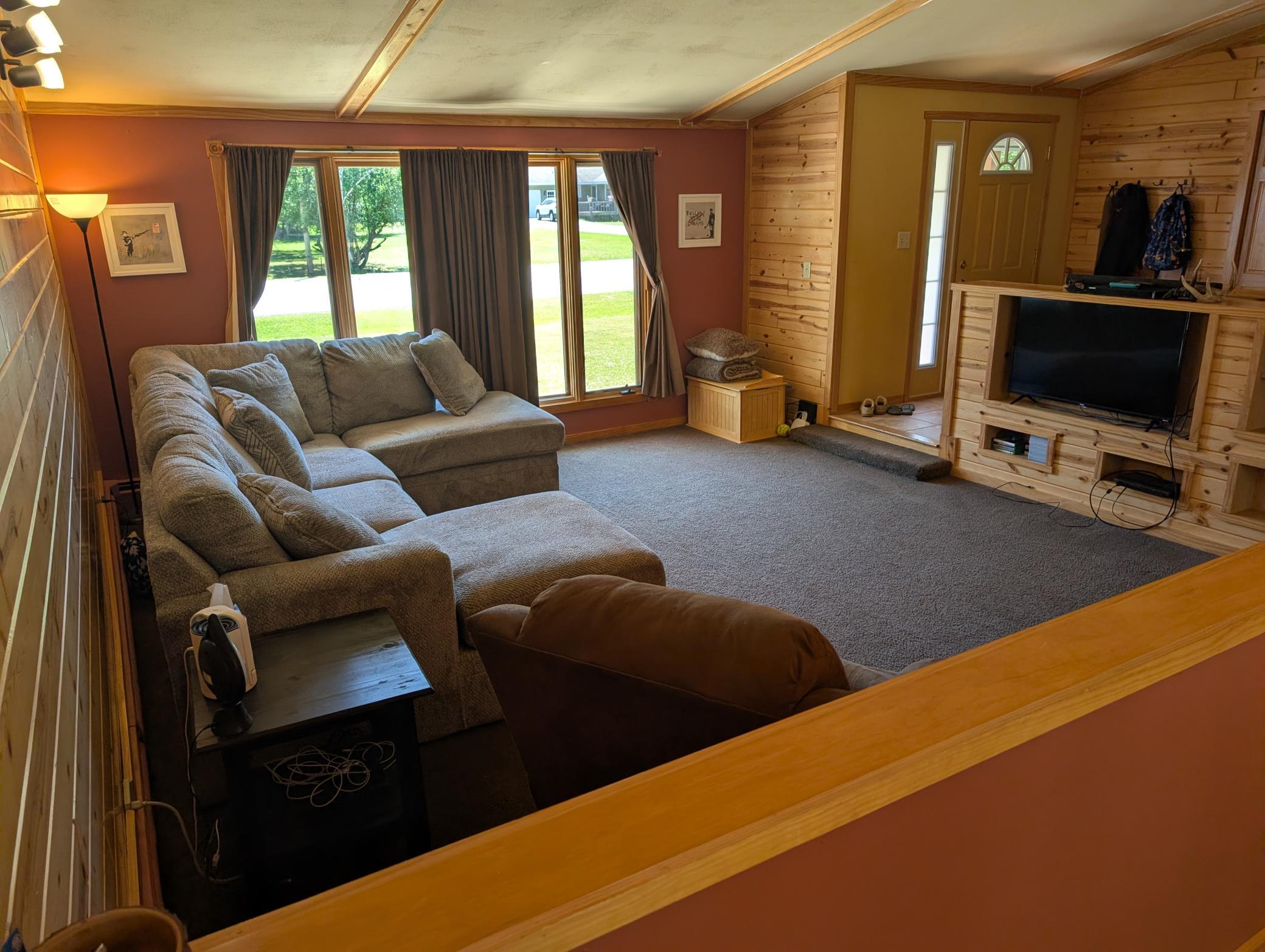 214 Shorewood Drive Property Photo 2