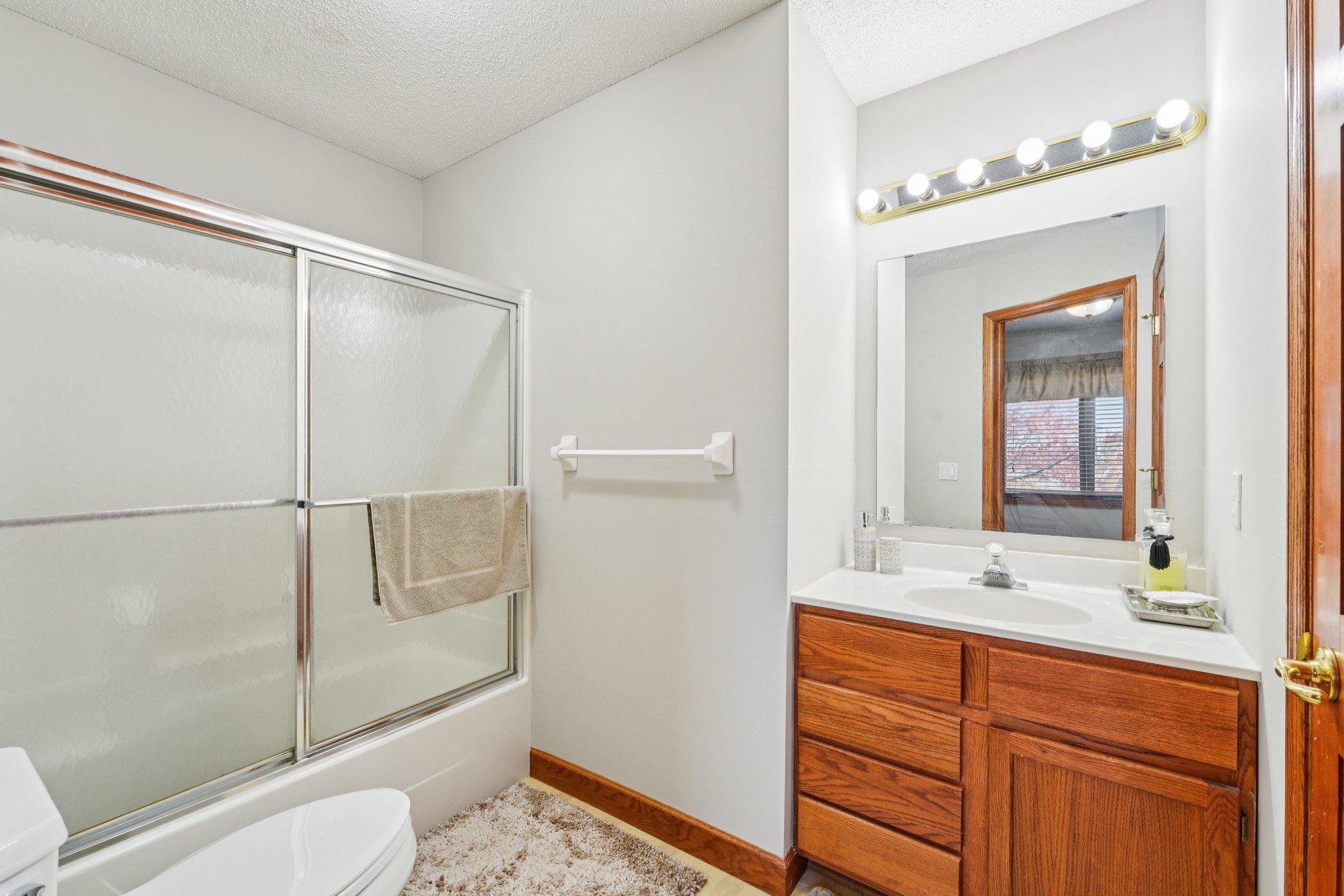 18685 Highview Avenue Property Photo 23
