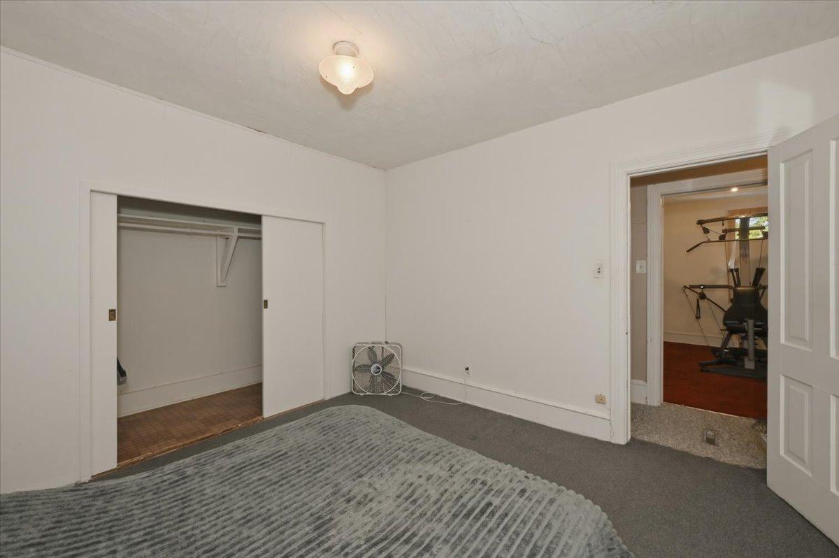 2114 E 6th Street Property Photo 16