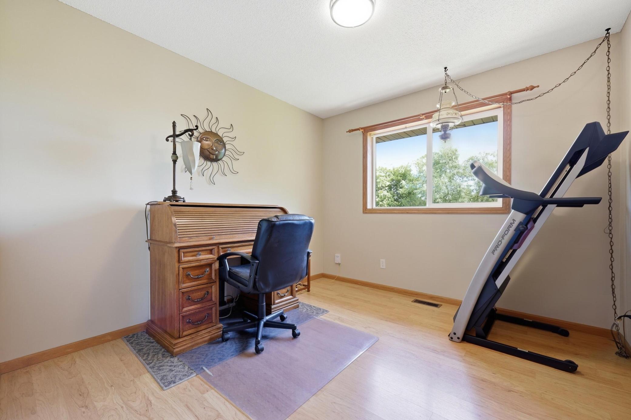1027 Meadow Street Property Photo 14