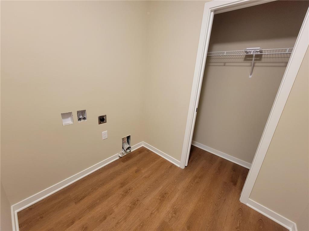 250 Spring Street Property Photo 38