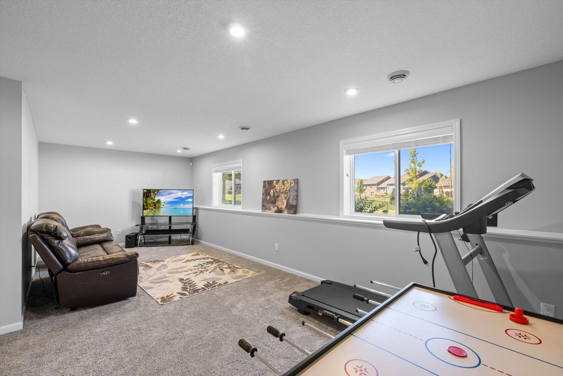13772 Apollo Way Property Photo 20