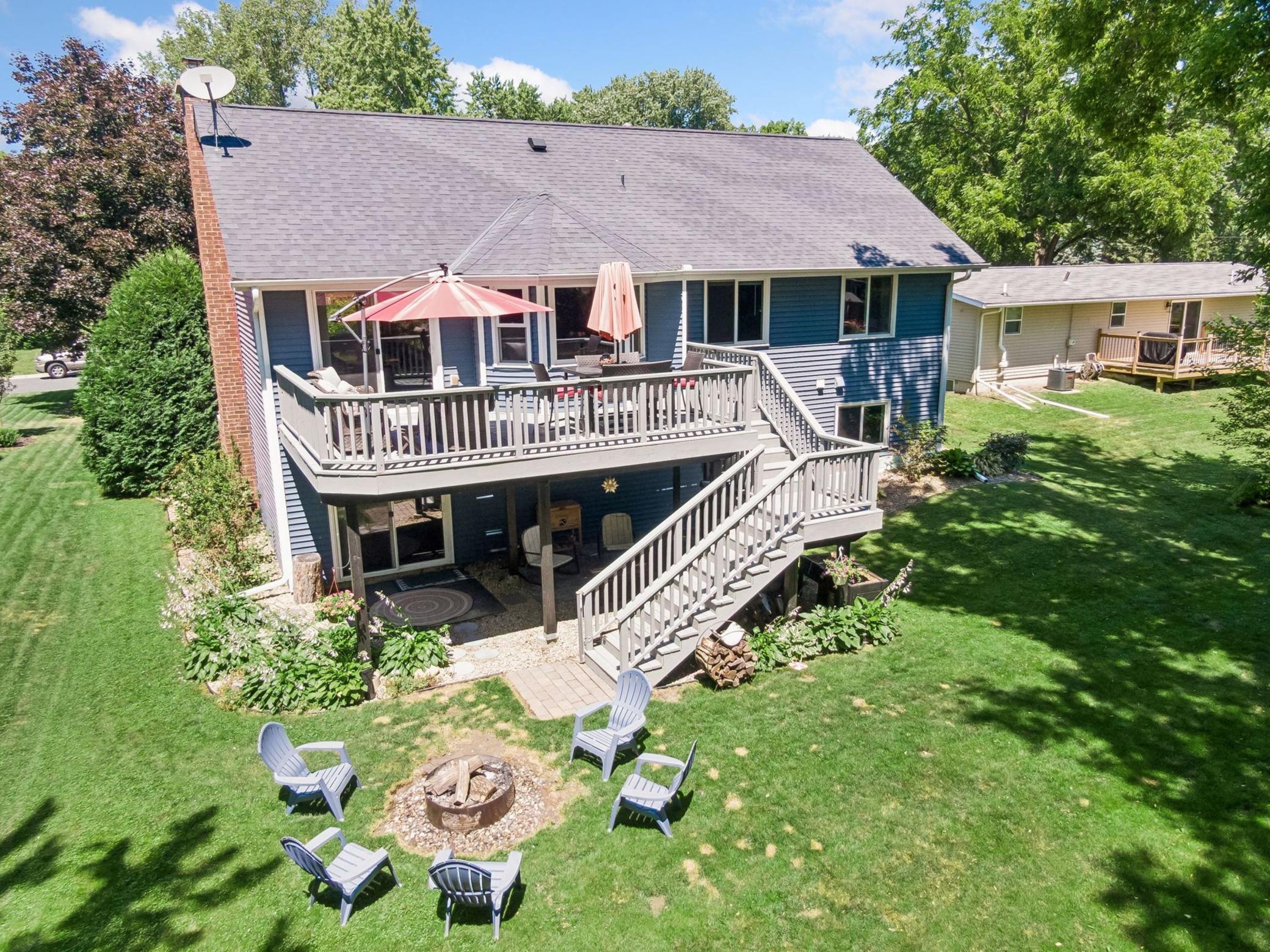 4881 Independence Street Property Photo 4