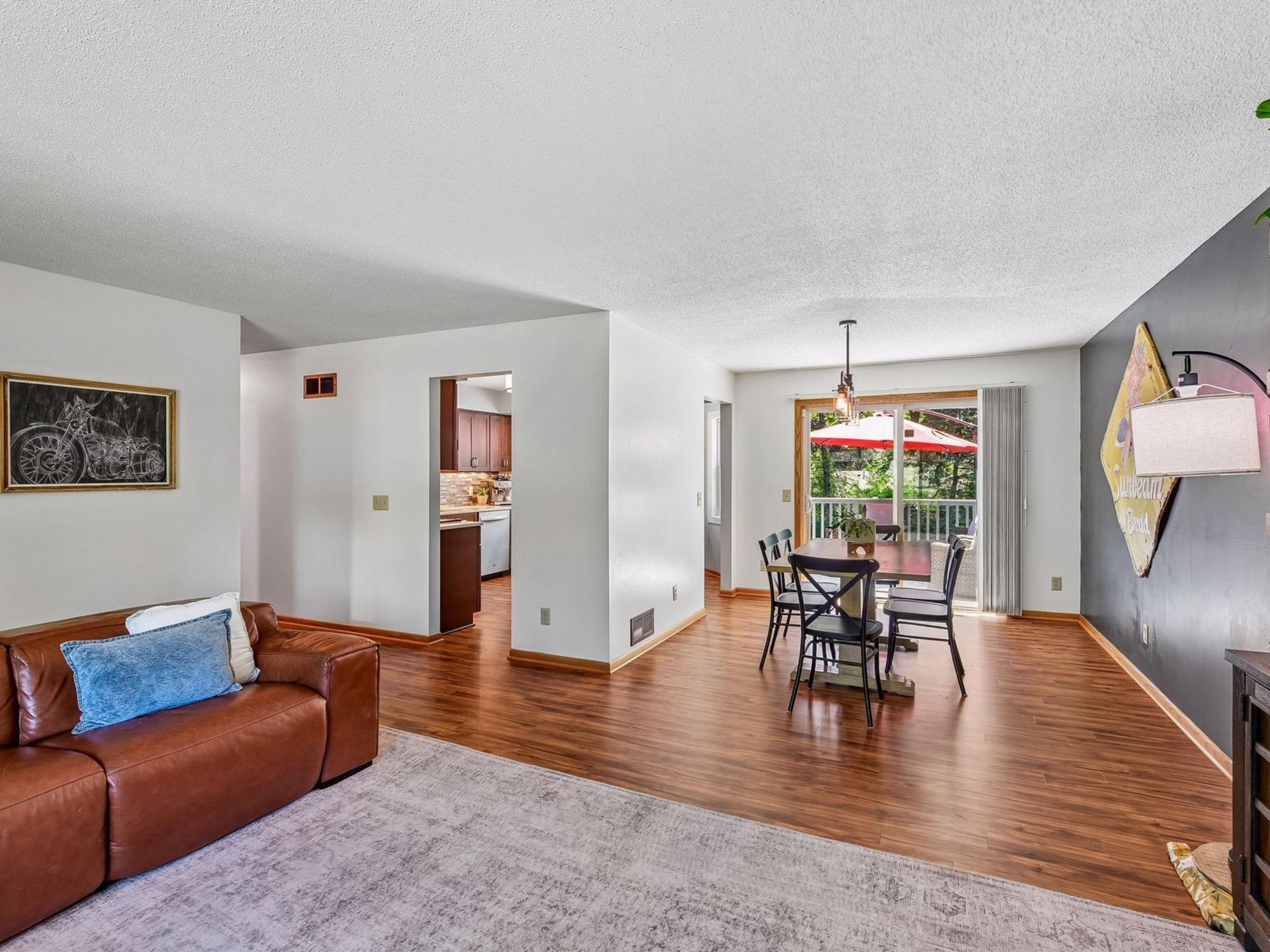 4881 Independence Street Property Photo 10
