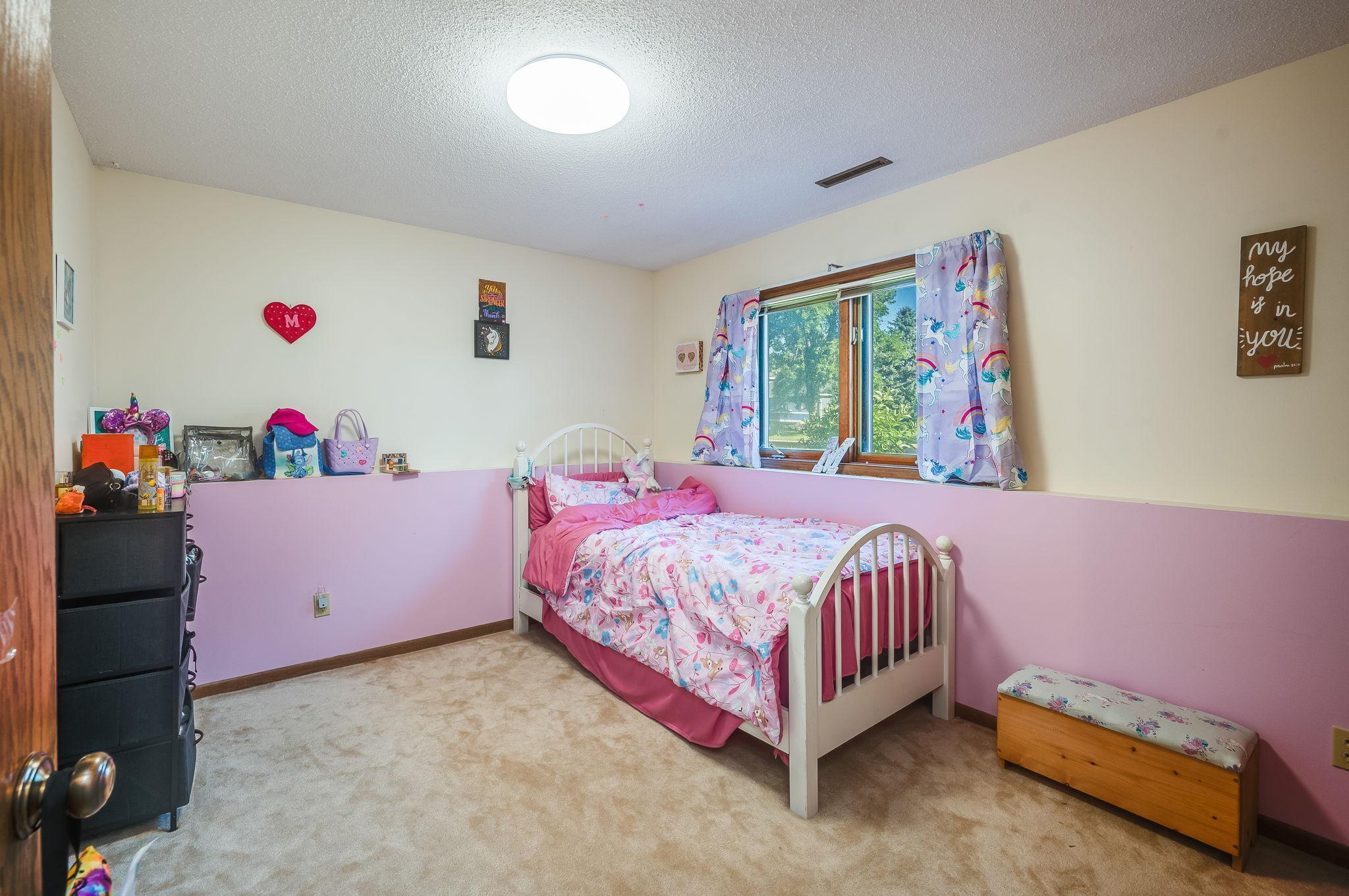 1735 Orchid Drive N Property Photo 23