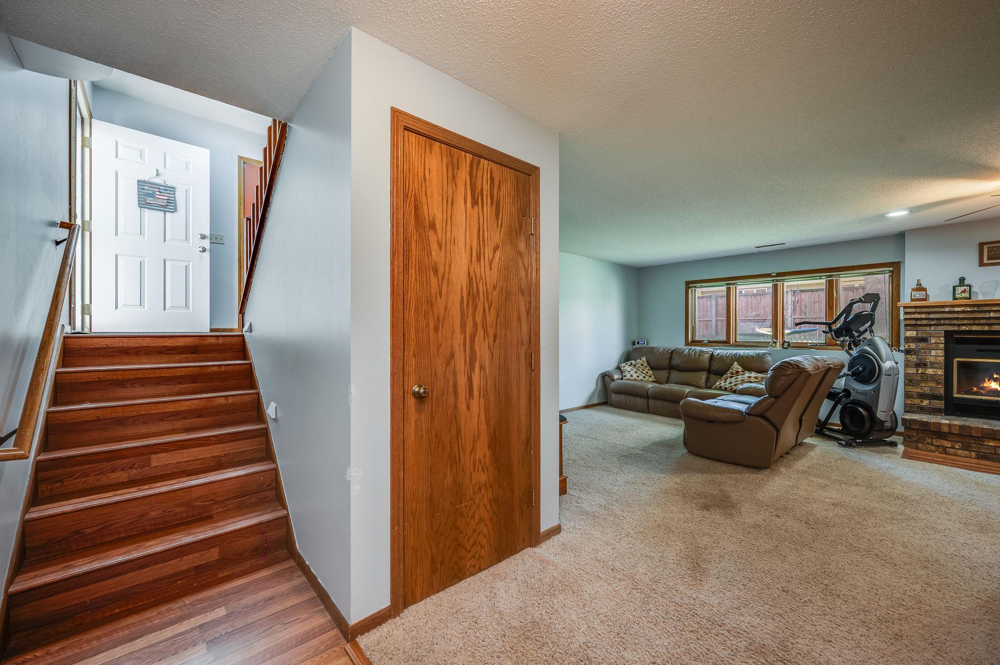 1735 Orchid Drive N Property Photo 26