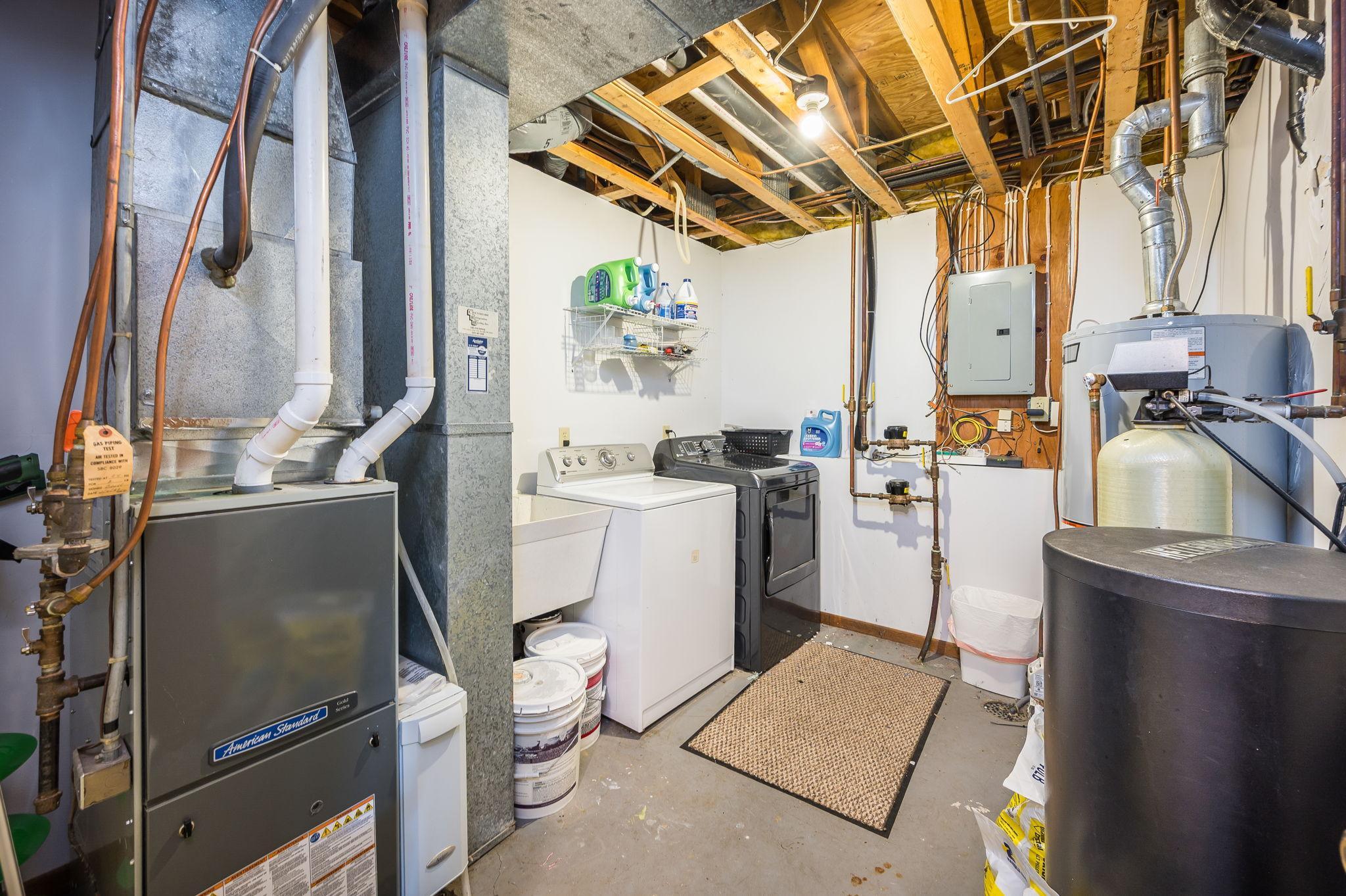 1735 Orchid Drive N Property Photo 33