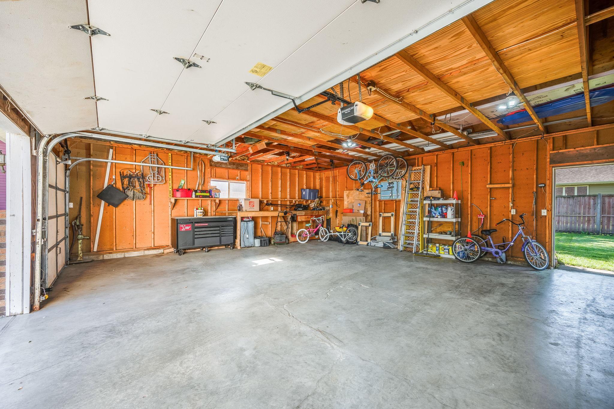 1735 Orchid Drive N Property Photo 34