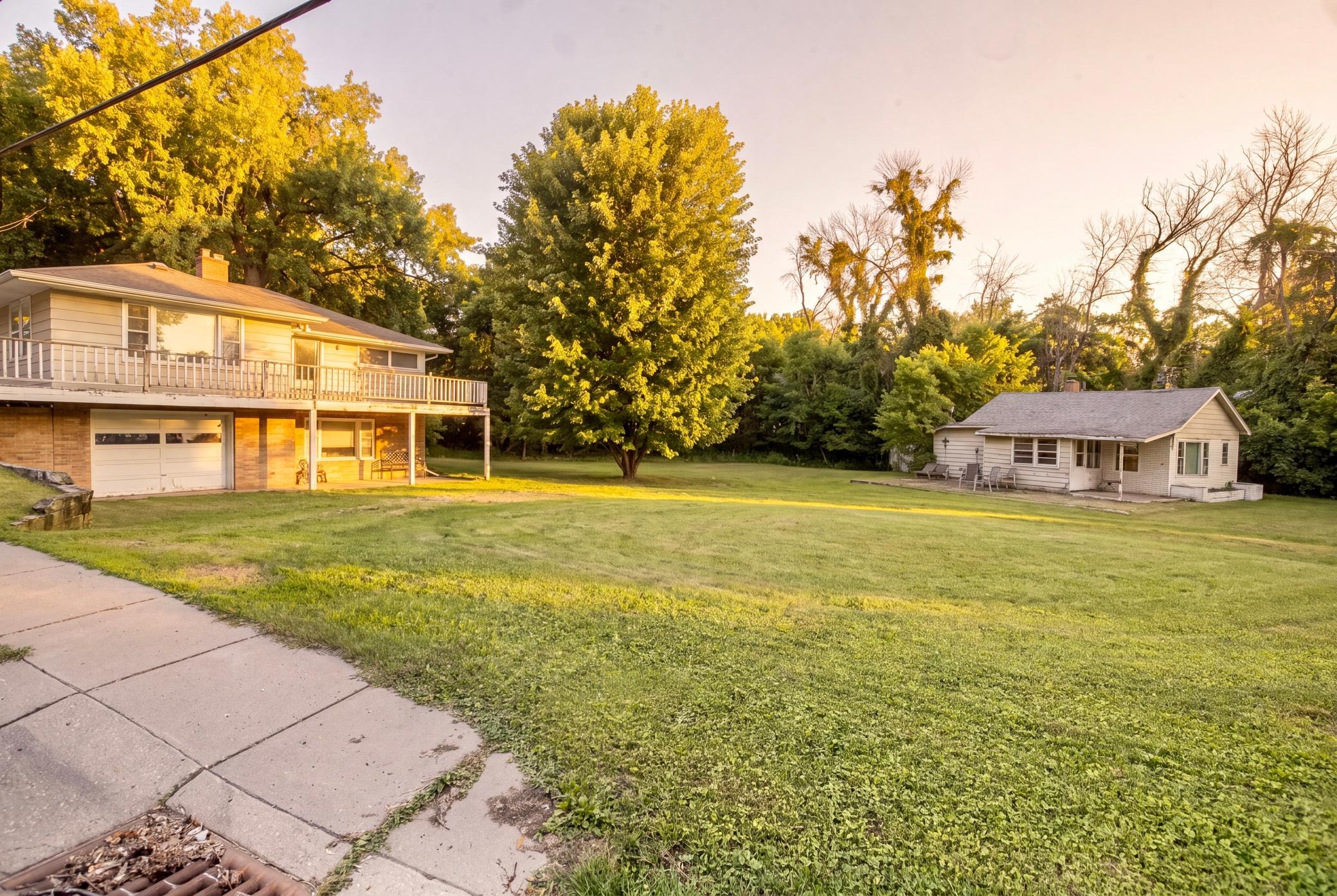 4528 Aberdeen Property Photo 2