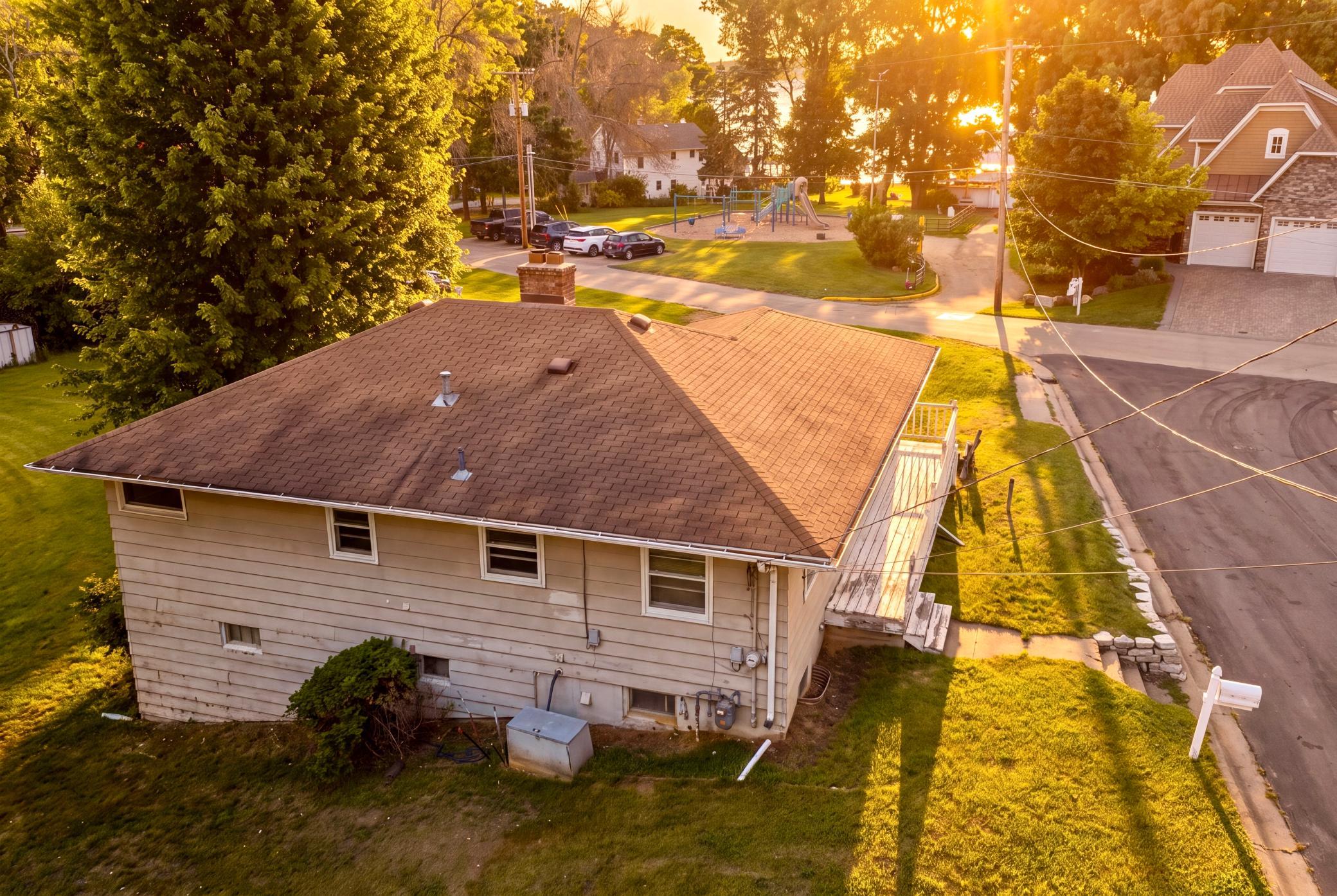 4528 Aberdeen Property Photo 4