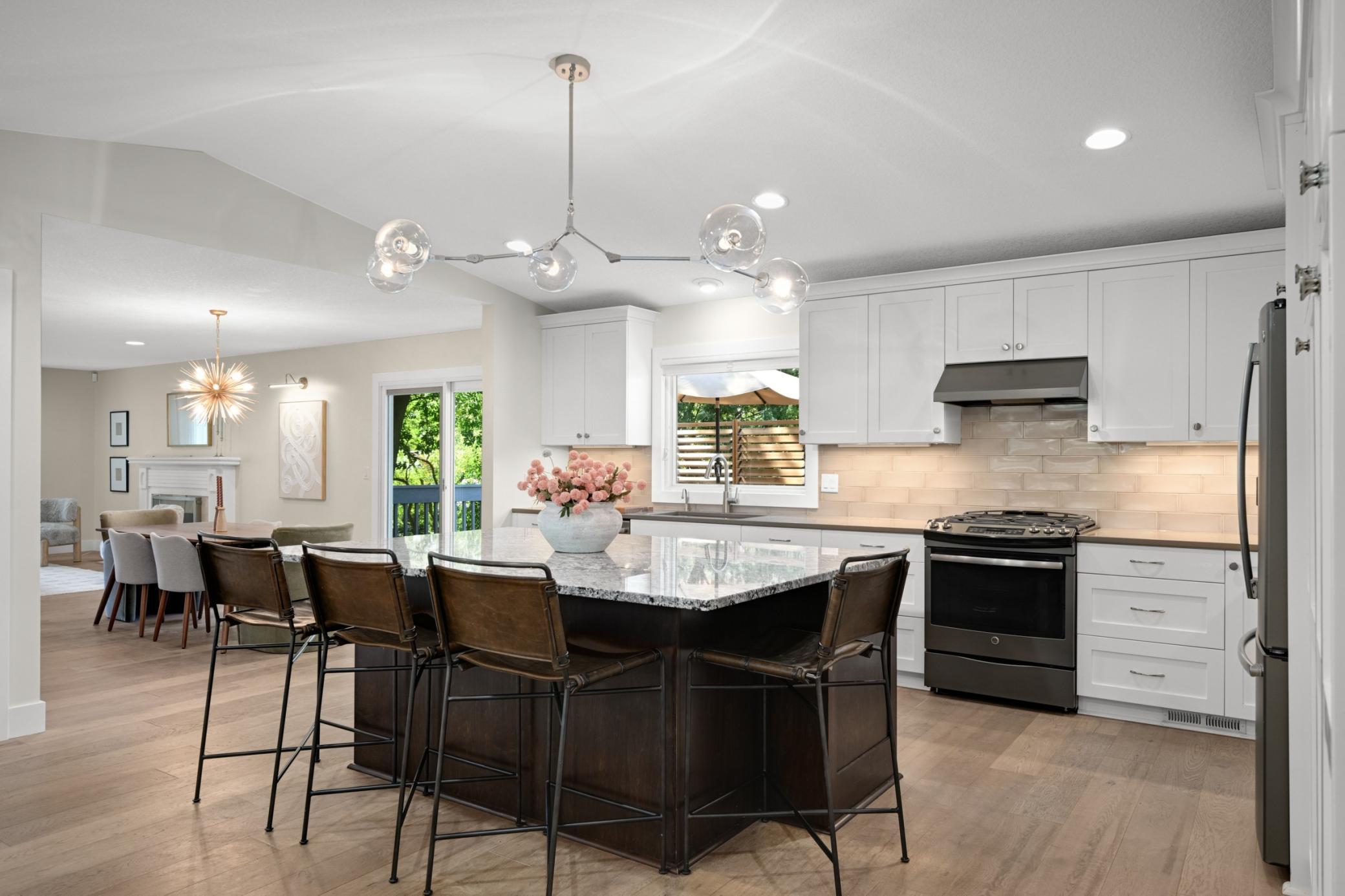 7204 Glouchester Drive Property Photo 3