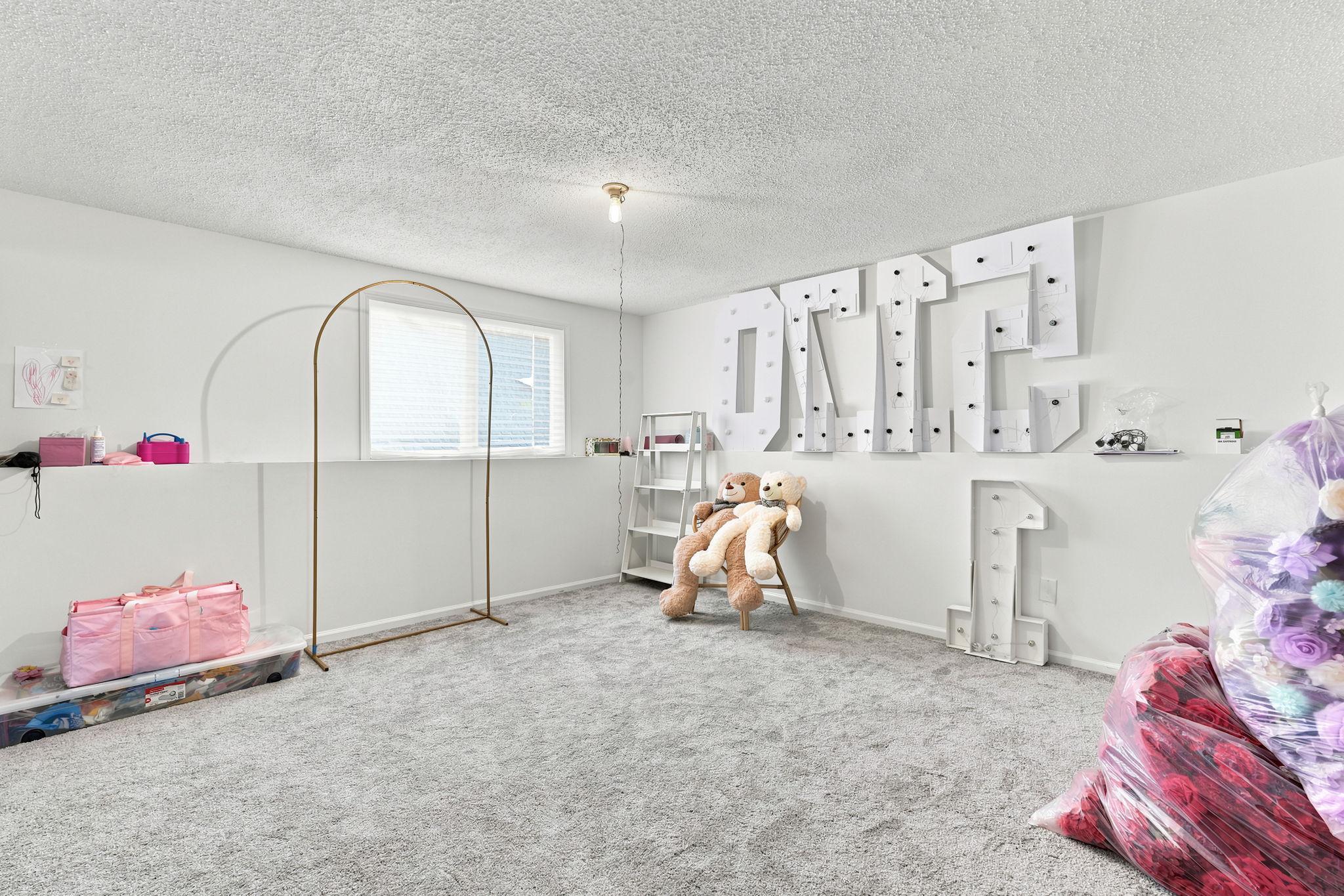 2682 Guthrie Avenue N Property Photo 29