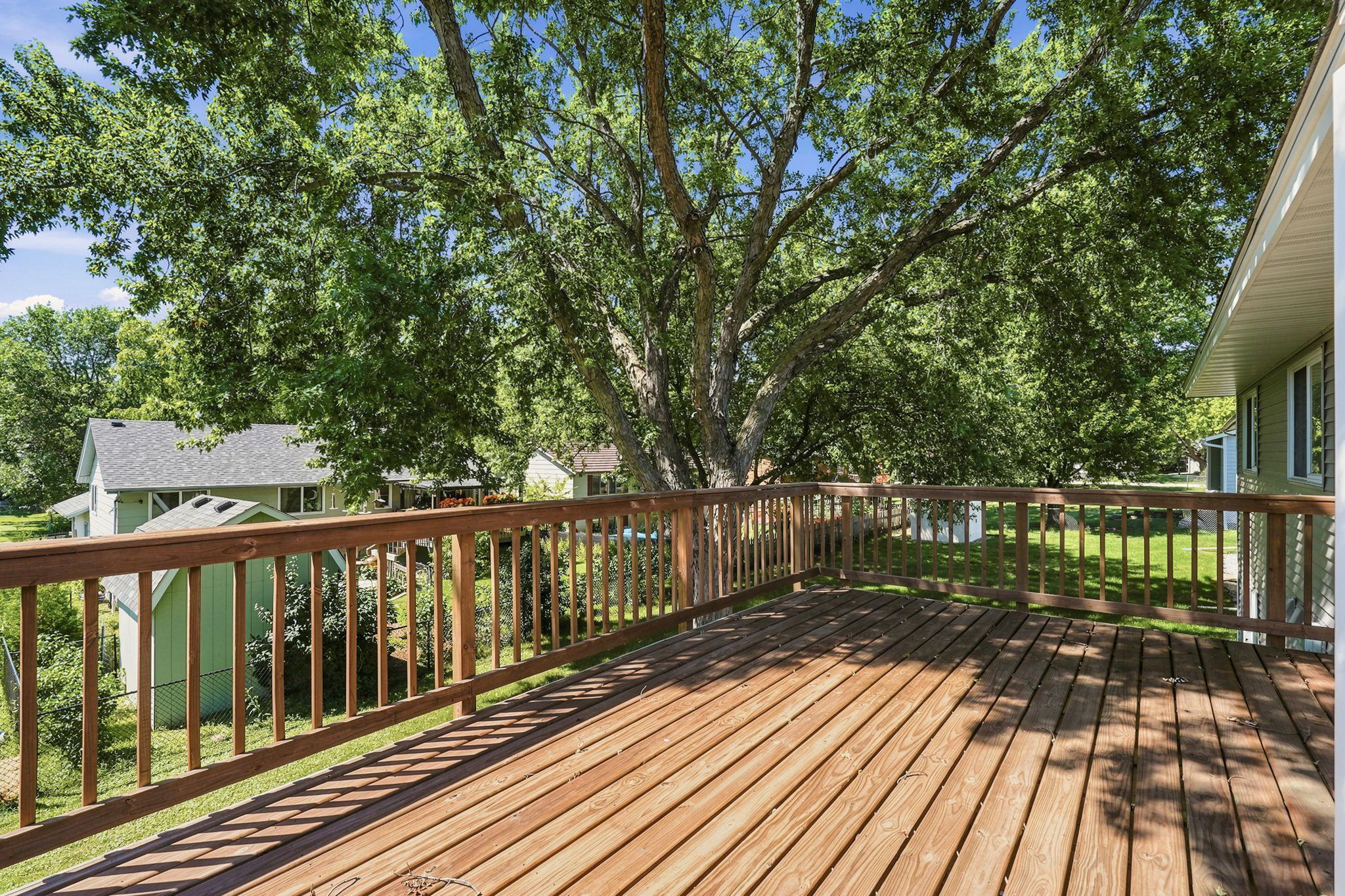 2682 Guthrie Avenue N Property Photo 34