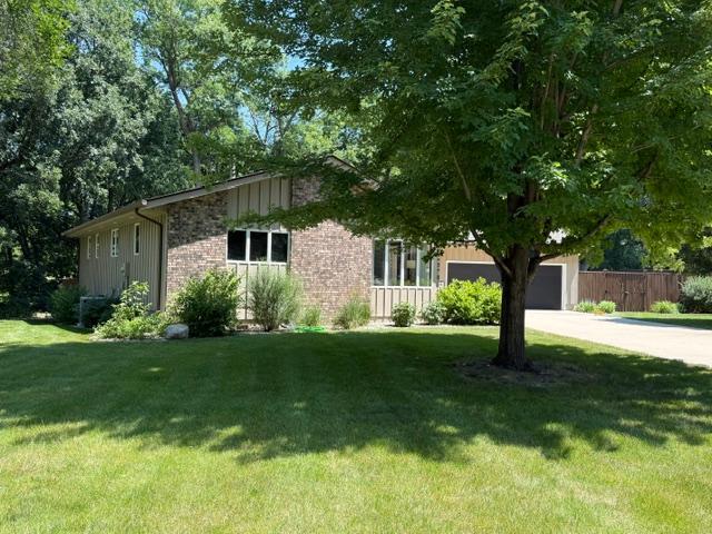104 Cedar Point Property Photo 4